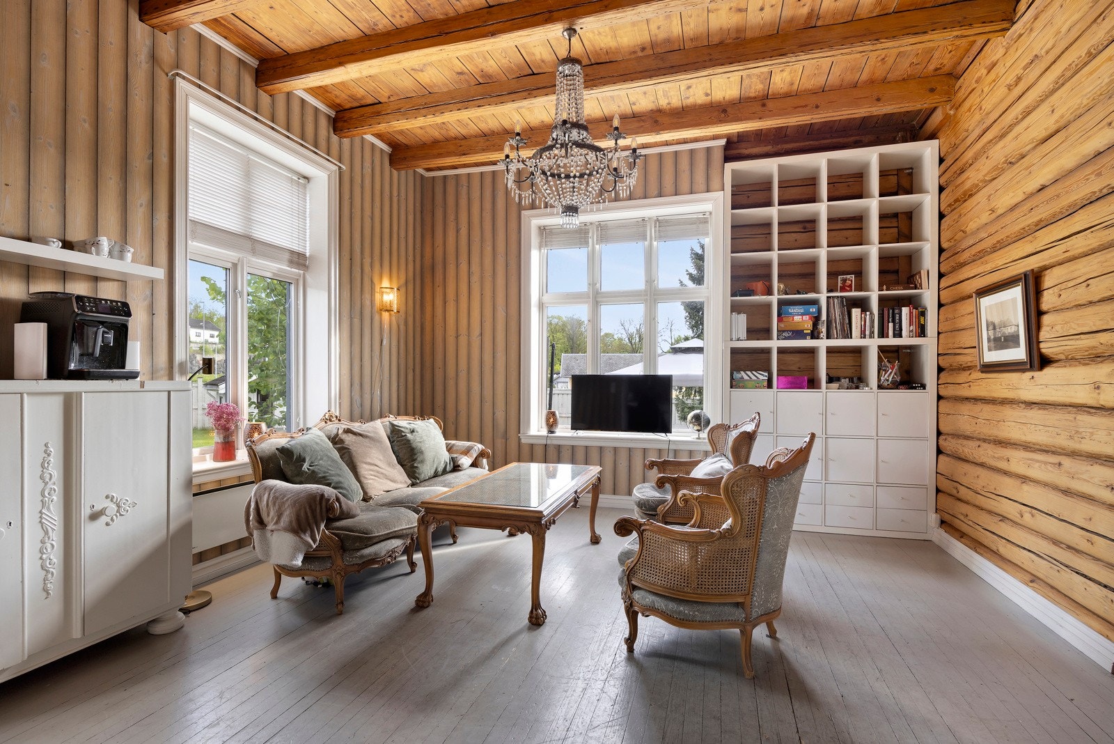 Kjøkkenet er fra perioden 2013-2015. Galleribilde