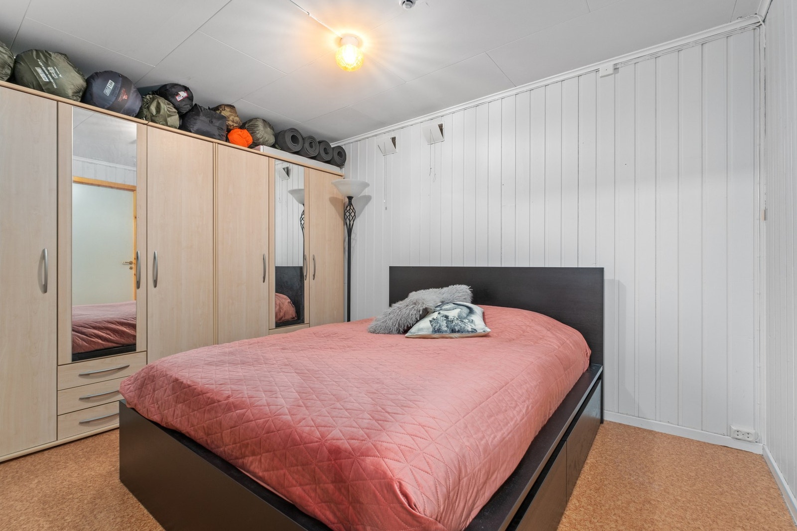 Soverom i utleiedelen har ikke vindu og er derfor ikke godkjent til varig opphold. Galleribilde