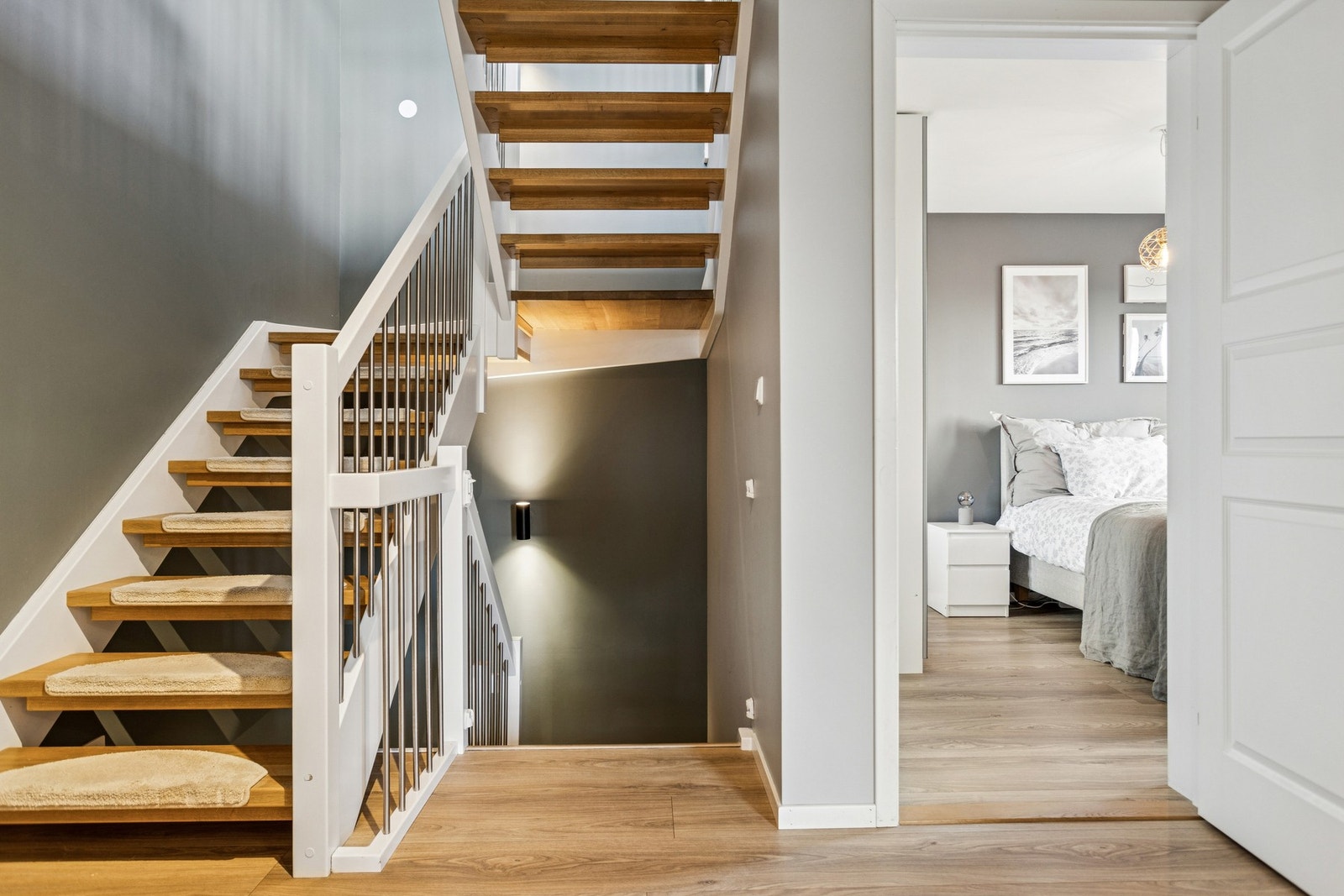 Boligen varmes opp primært av elektrisitet. Galleribilde