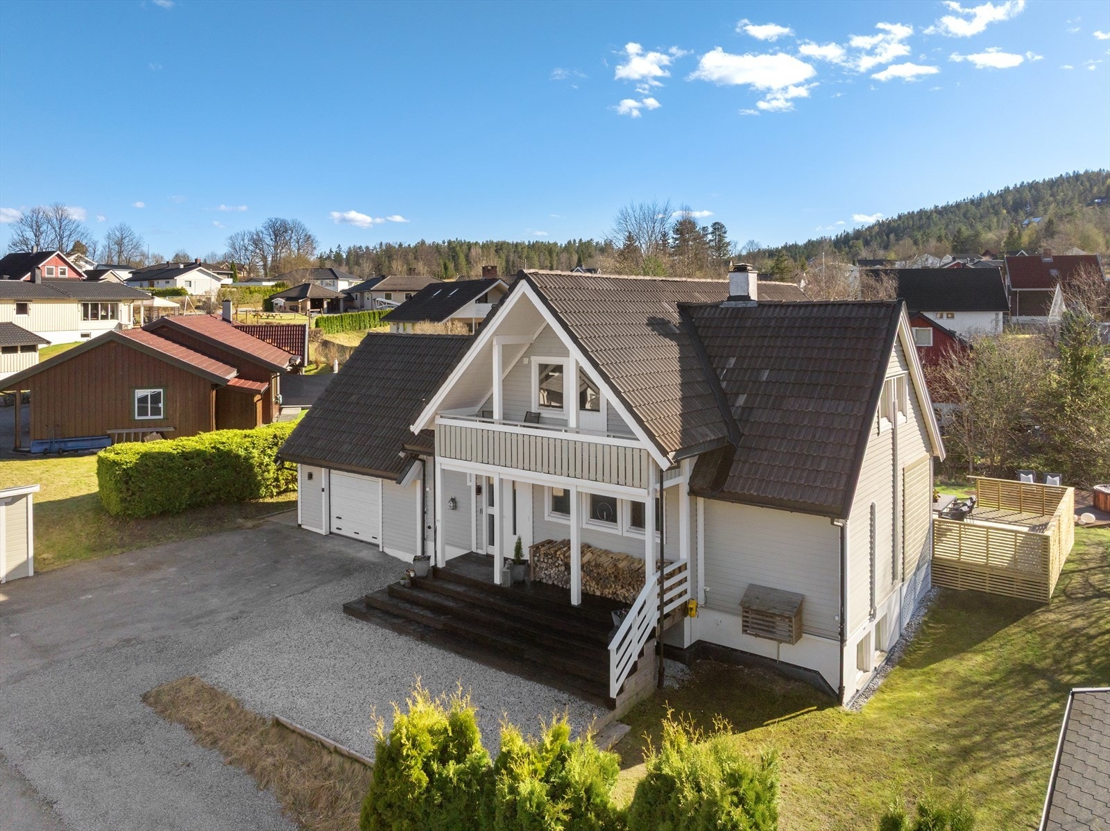 Velkommen til Skjellestadjordet 32 - Presentert av Andreas Solberg v/ Nordvik Eiendom Galleribilde