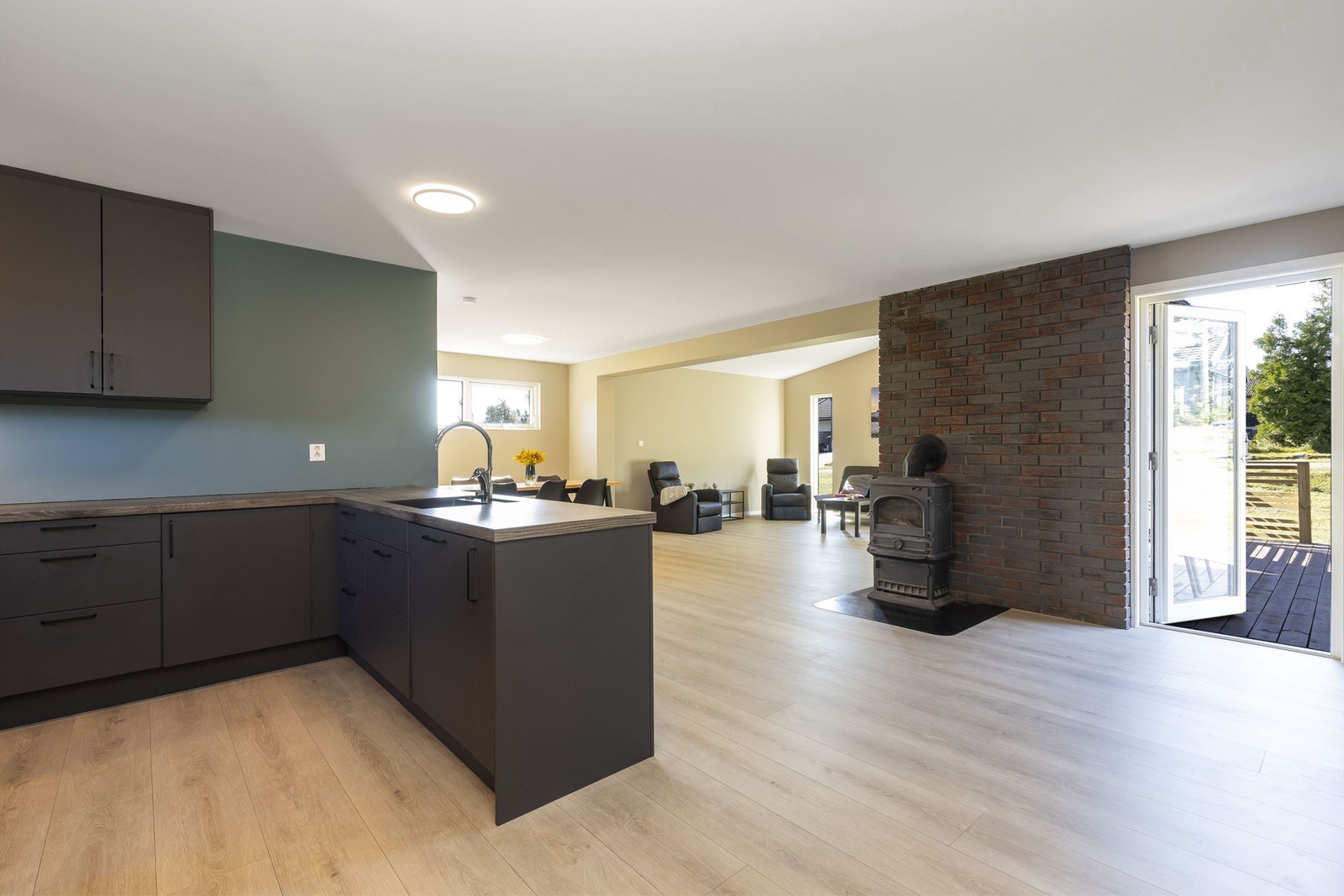 Moderne og åpen planløsning Galleribilde