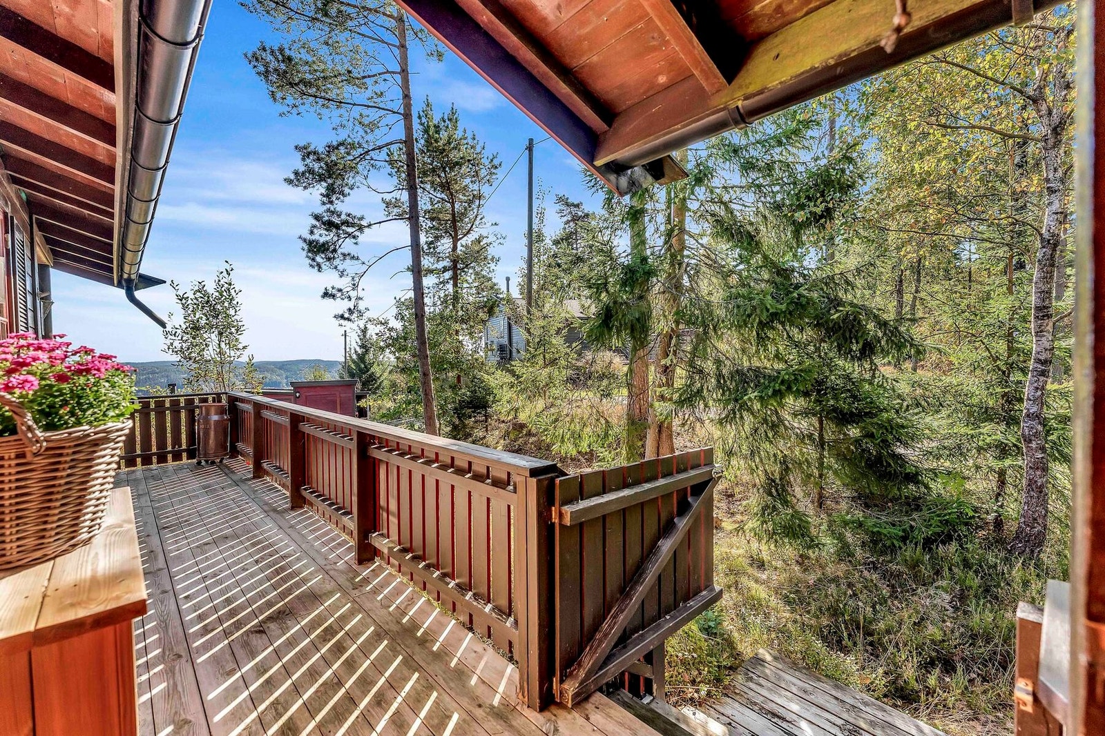 inngangspartiet til fritidsboligen. Galleribilde