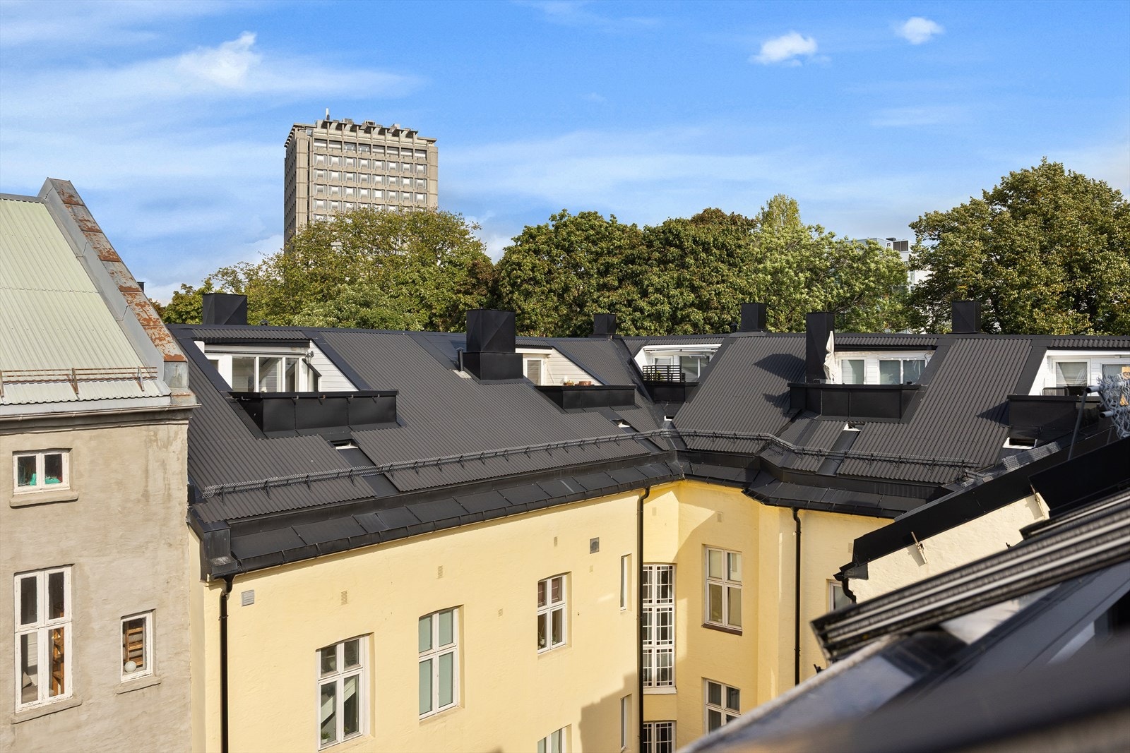 Utsikt fra balkong. Galleribilde