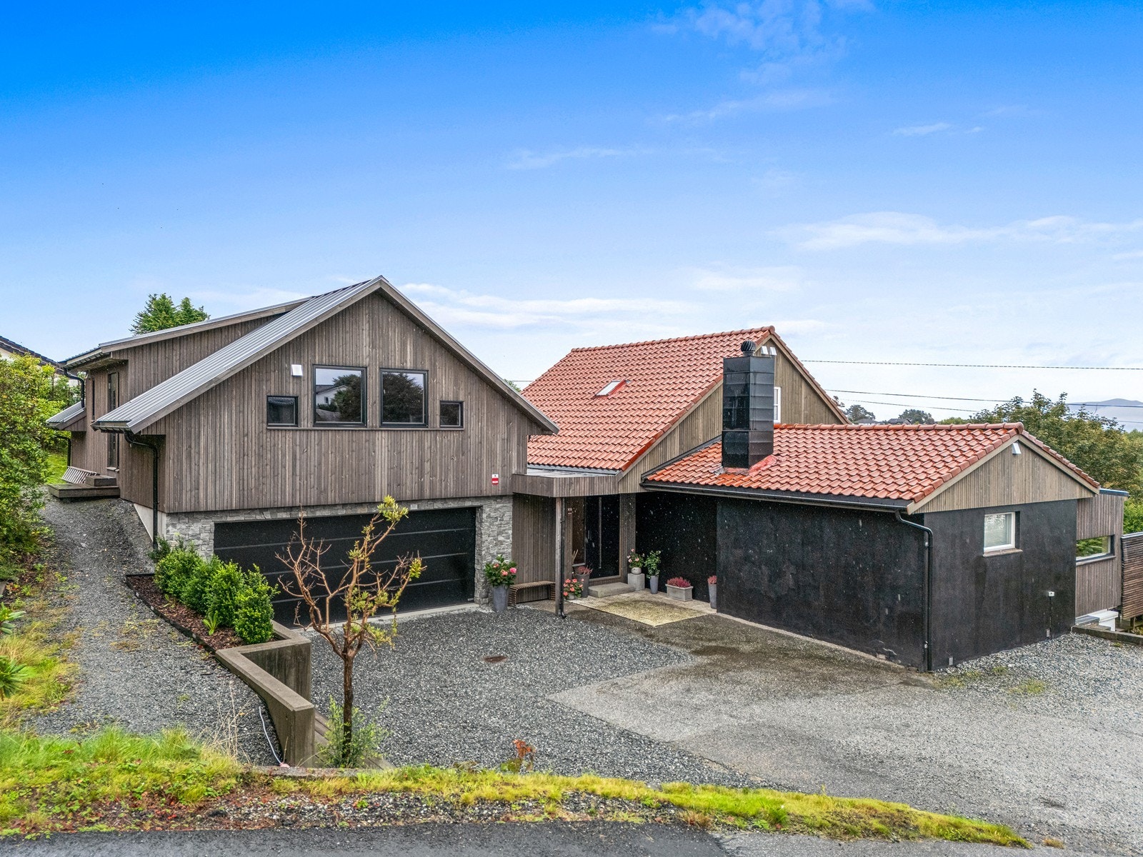 Velkommen til Eikevegen 3A - Presentert av Eiendomsmegler Norge ved Ove Sagenes. Galleribilde