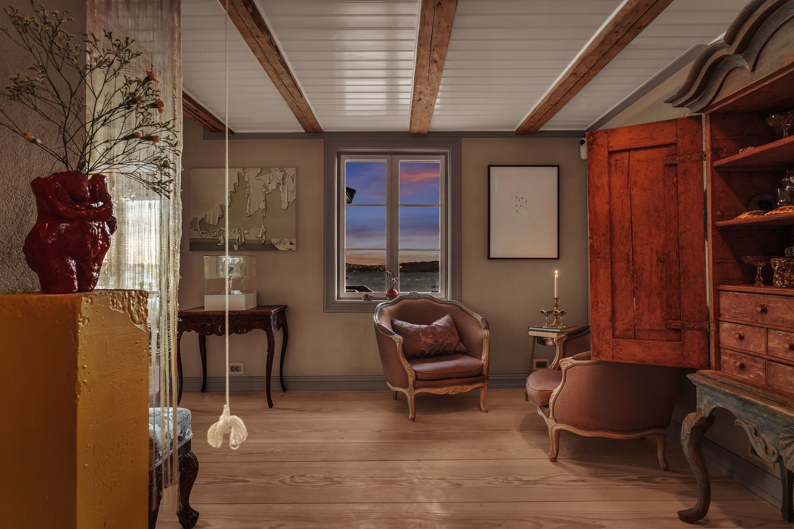 Utsikten fra TV-stuen - her kan kveldssolen nytes fra sofaen. Galleribilde