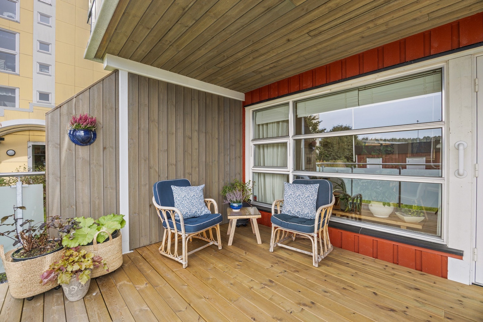 God plass til utemøblement Galleribilde