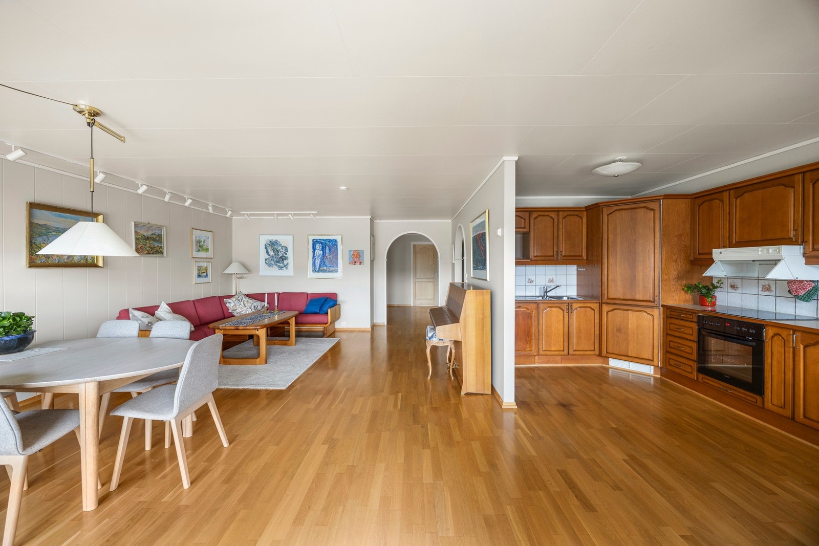 Åpen stue - og kjøkkenløsning Galleribilde