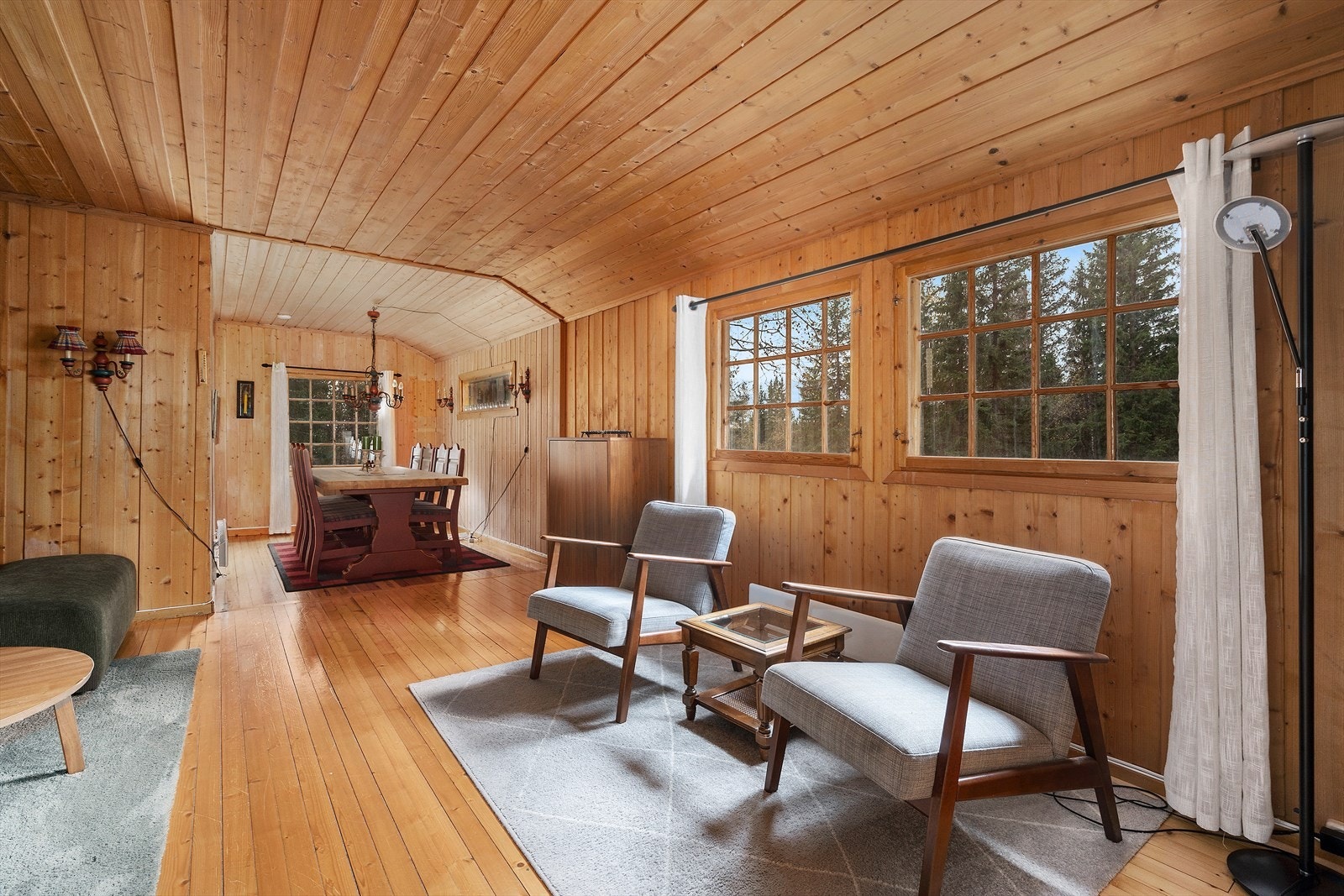 Hytten varmes også opp med elektriske panelovner. Galleribilde