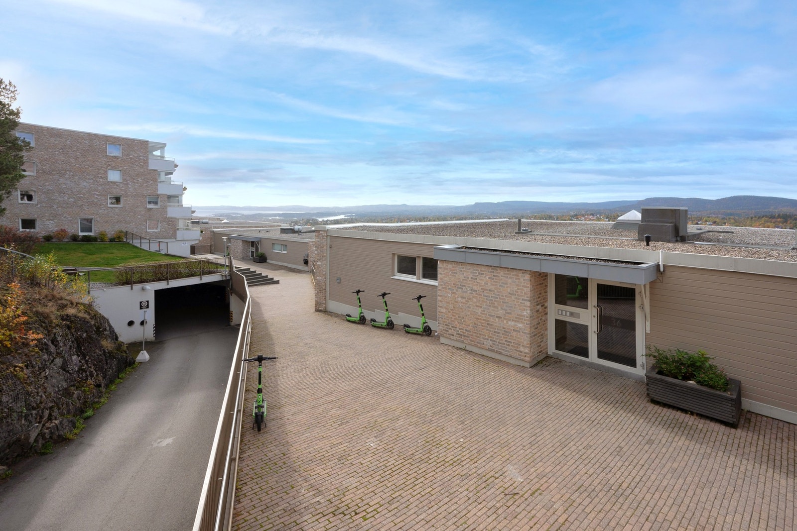 Vestre Ullern Boligsameie, et veldrevet og veletablert sameie bestående av 152 seksjoner Galleribilde