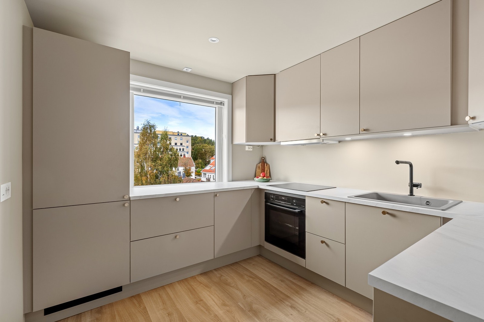 - Lekkert og stilfullt kjøkken som nylig ble ferdigstilt | Flott innredning fra HTH - Galleribilde