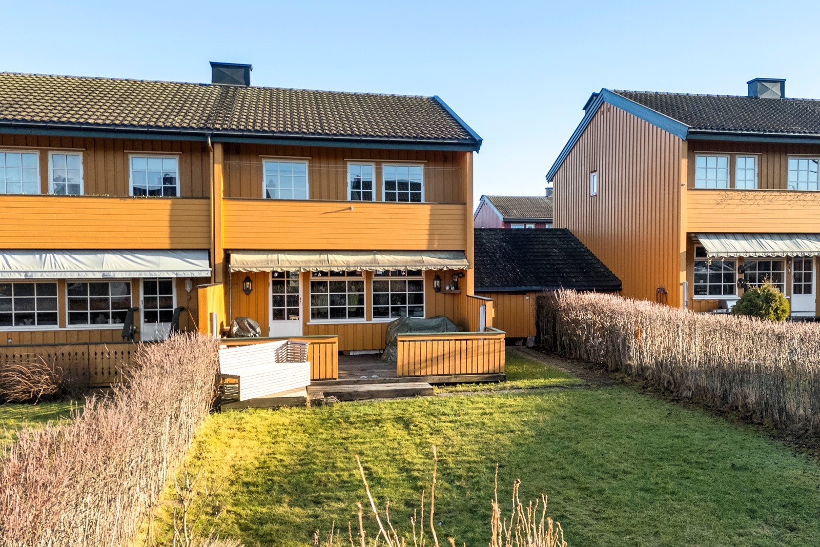 Fin uteplass med gode solforhold Galleribilde