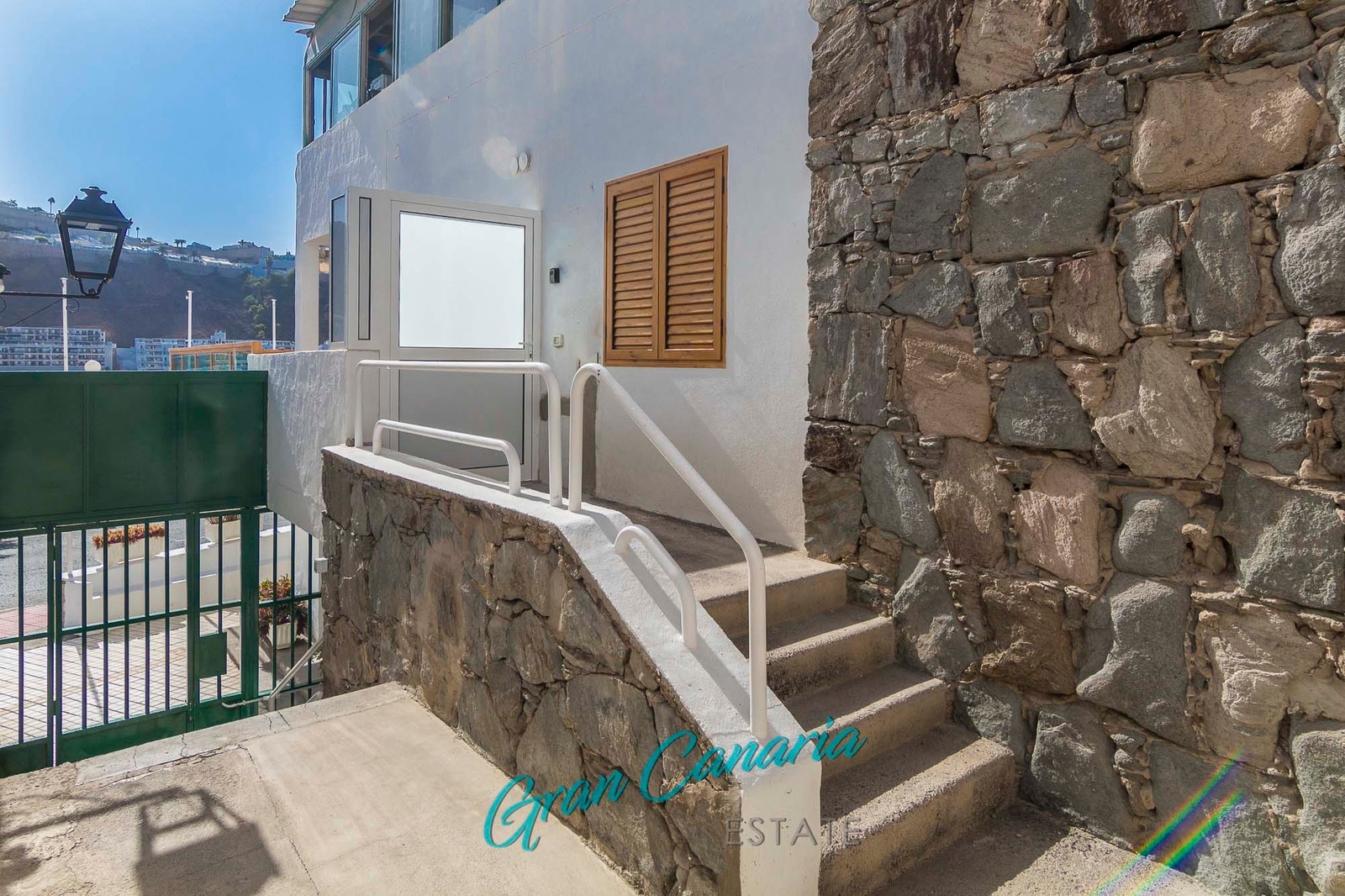 Privat inngang Galleribilde