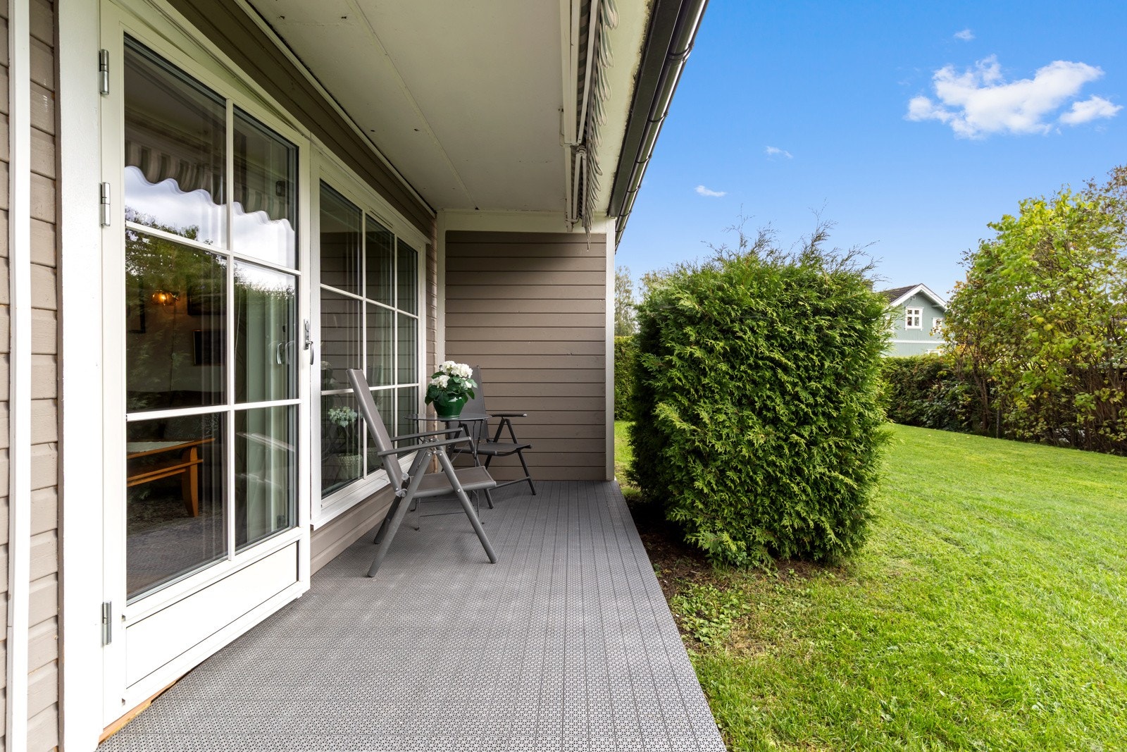 Koselig uteplass. Galleribilde