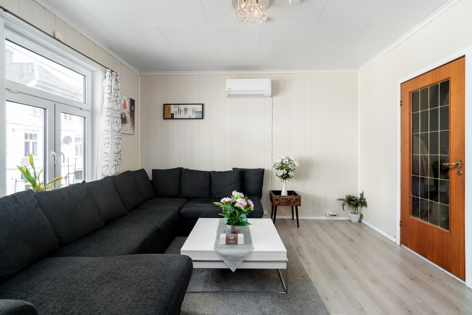 Stue med varmpeumpe. Galleribilde