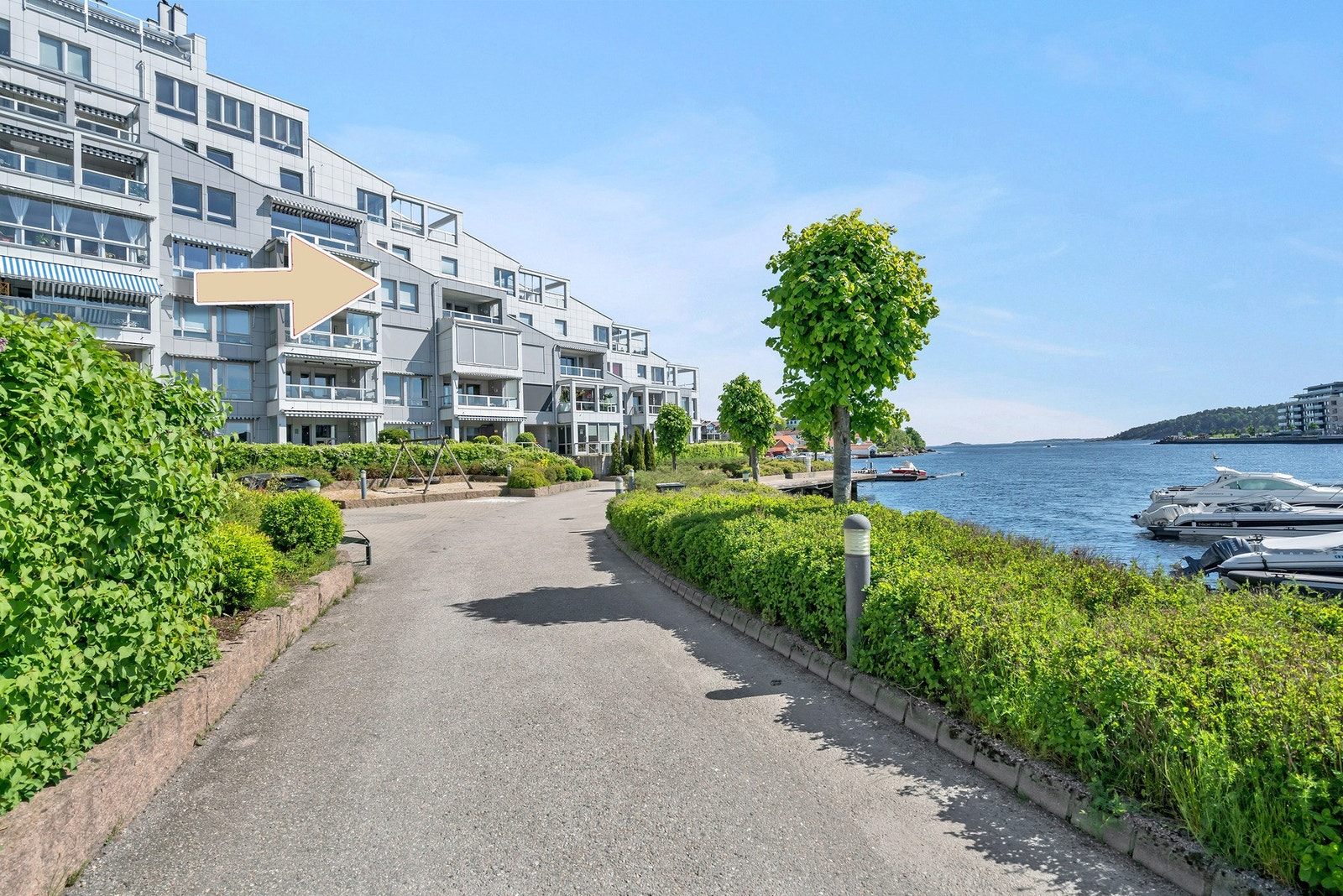 Attraktiv plassering i bygget 3. etasje, tilbaketrukket balkong Galleribilde