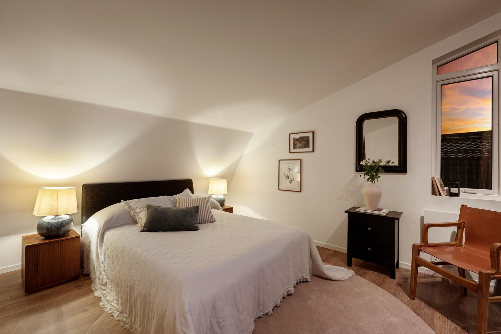 Fra hovedsoverommet er det direkte adkomst til takterrassen. Galleribilde