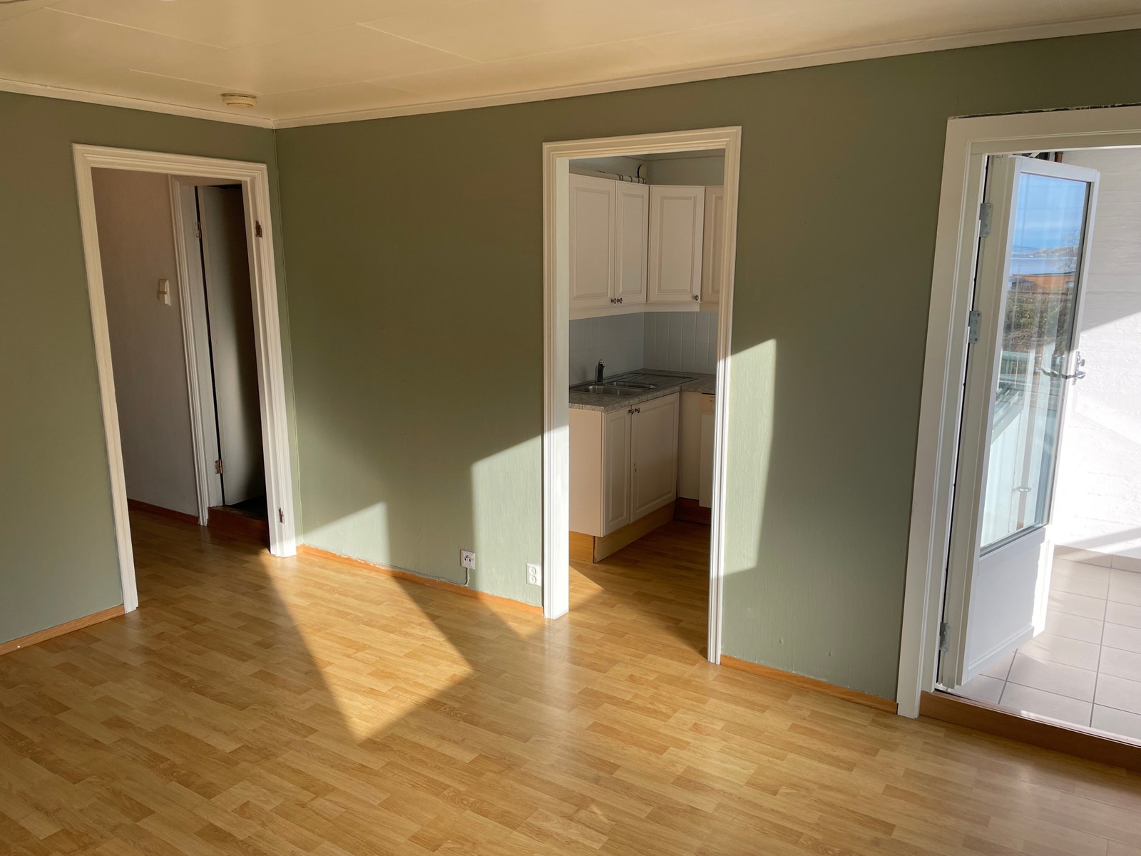 Stue. Gang til venstre. Galleribilde