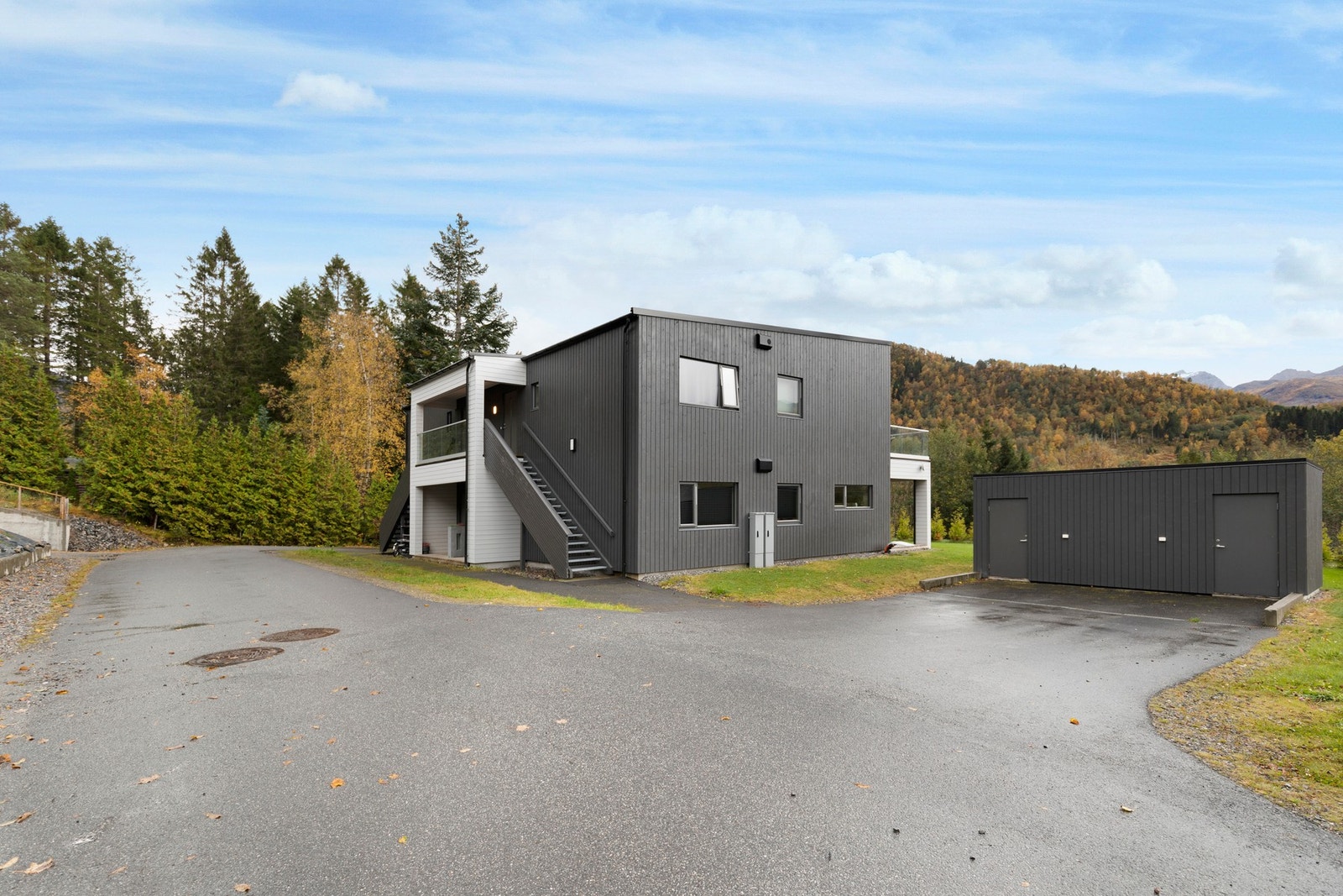 Fasaden ble malt i 2025. Galleribilde