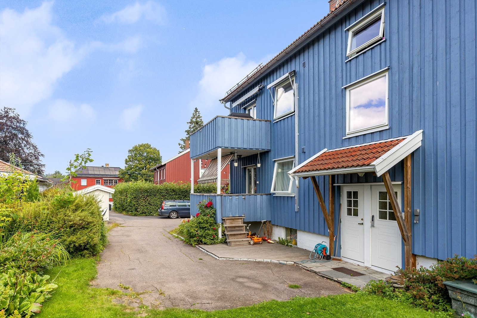 Pent opparbeidet fellesareal ved inngangspartiet Galleribilde