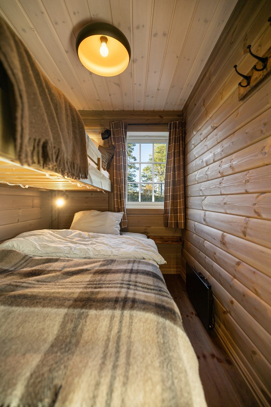 Soverom nr. 3 er innredet med familiekøye. Galleribilde