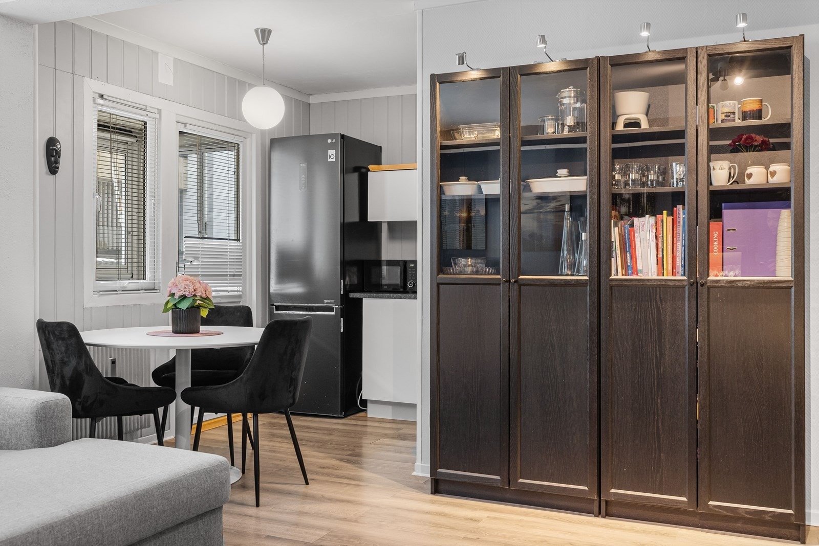 Vi beveger oss inn på kjøkkenet. Galleribilde