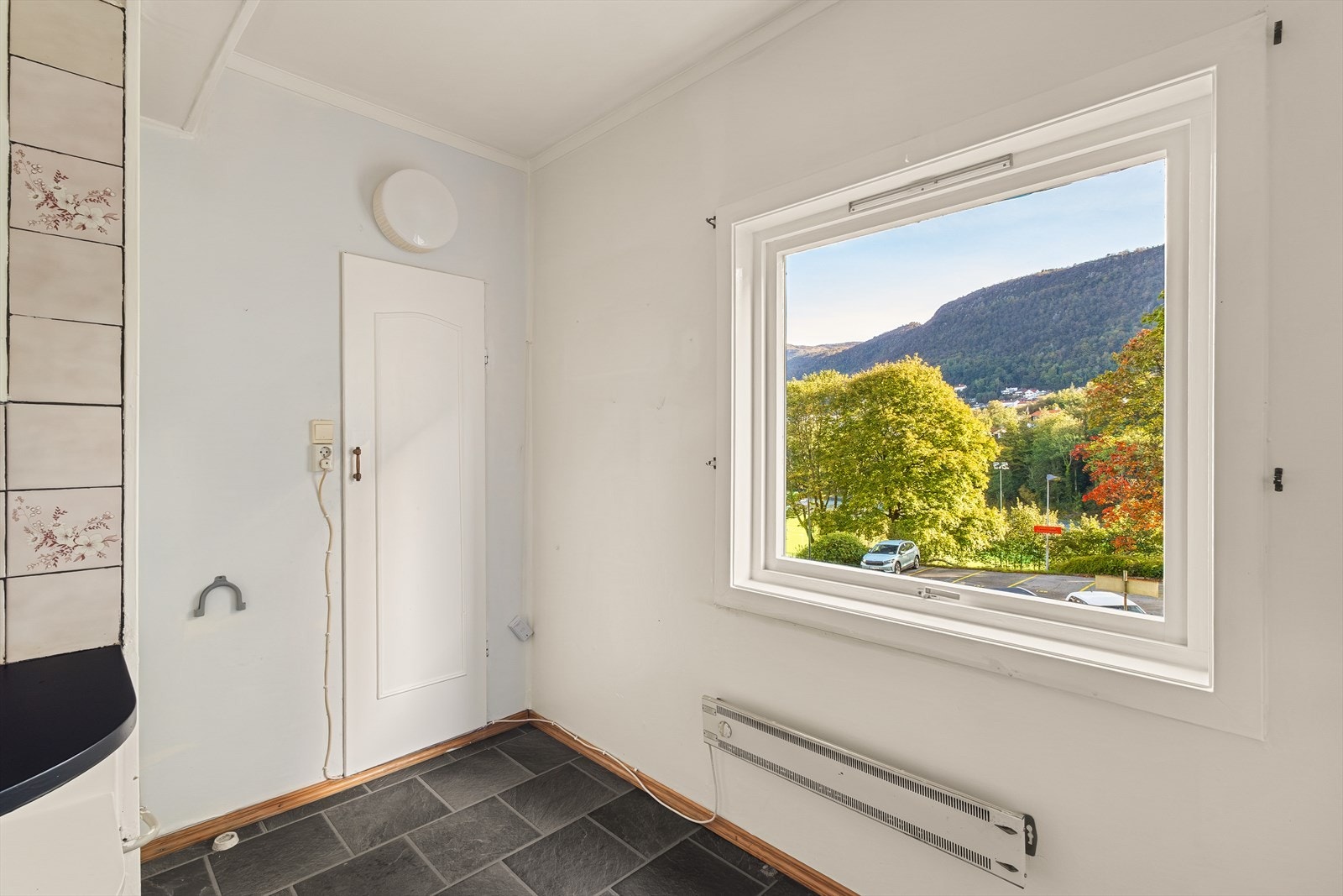 Plass til et lite kjøkkenbord. Galleribilde