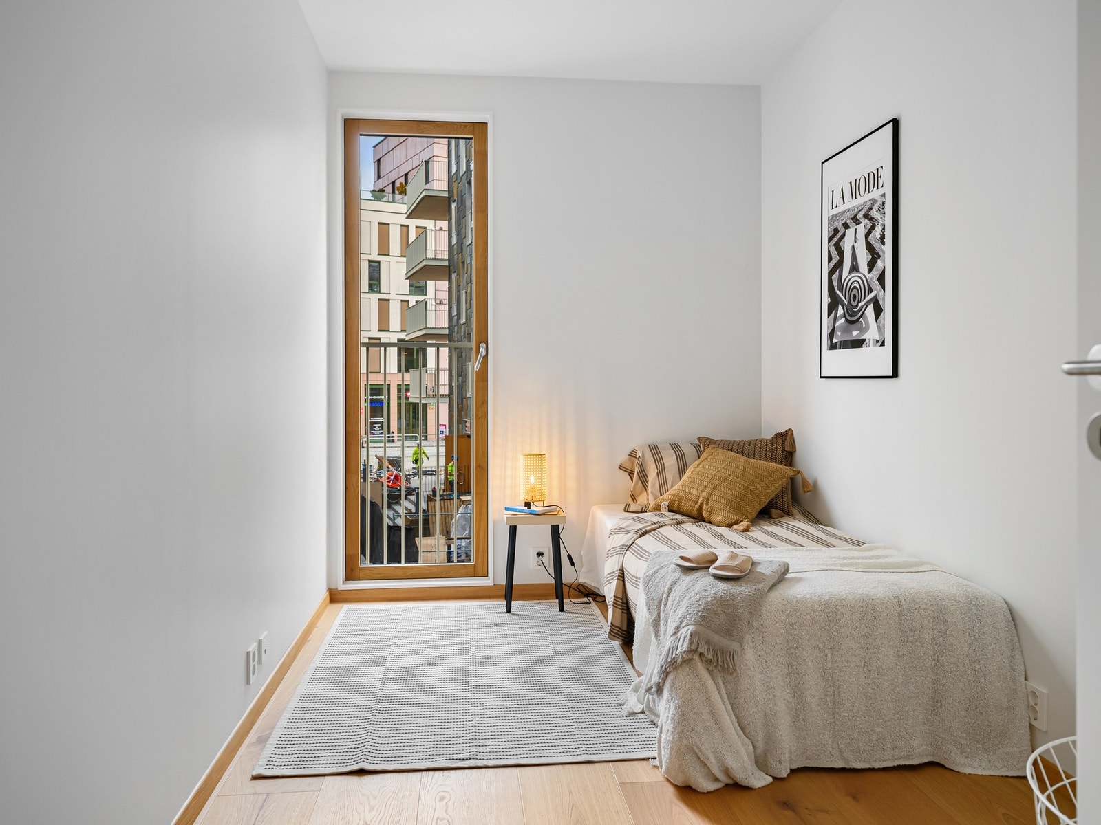 Soverom 2. Kan brukes som barnerom, gjesterom eller kontor. Alt etter behov. Galleribilde