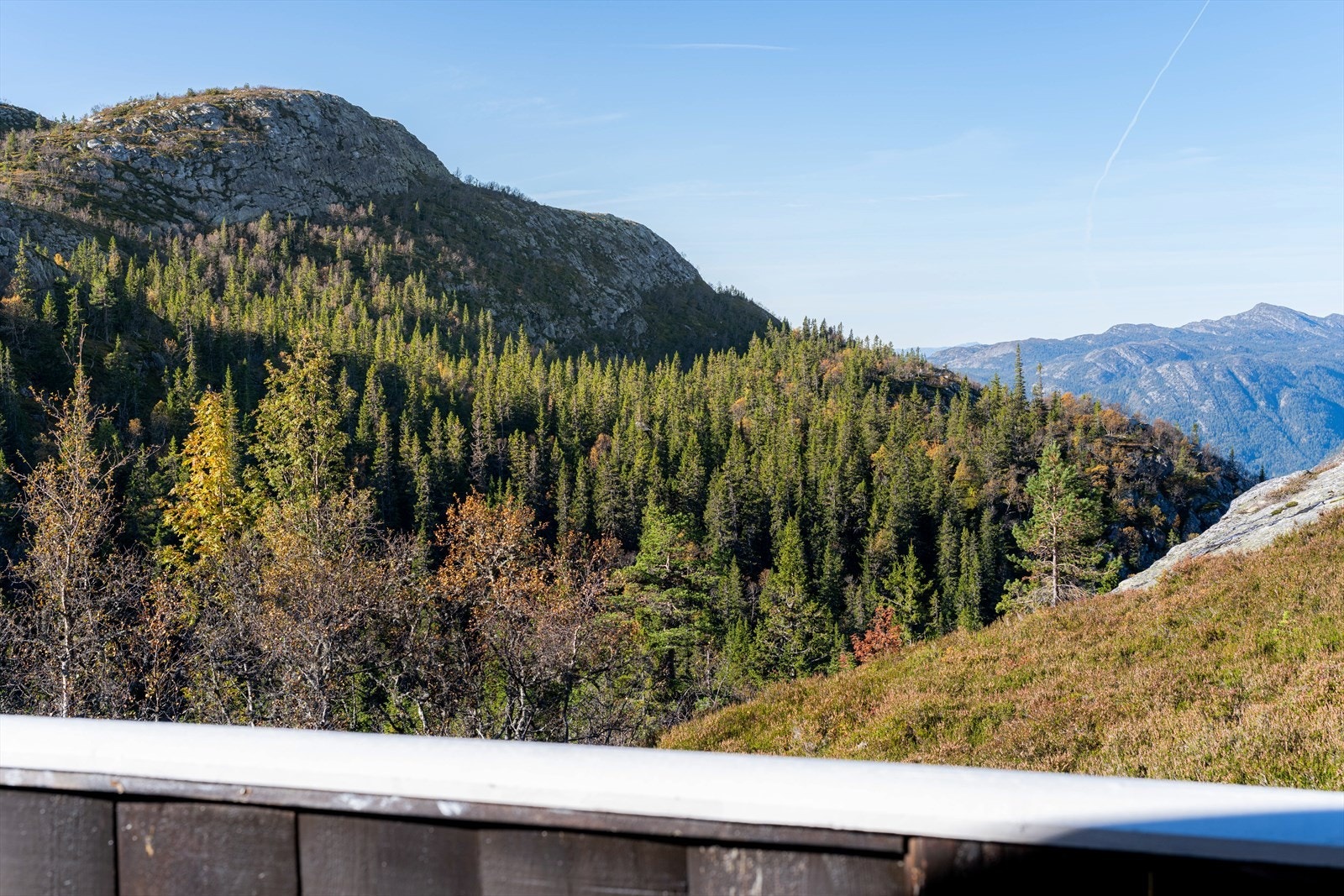 Her bor du usjenert og idyllisk, med flotte turområder rett utenfor døren. Galleribilde