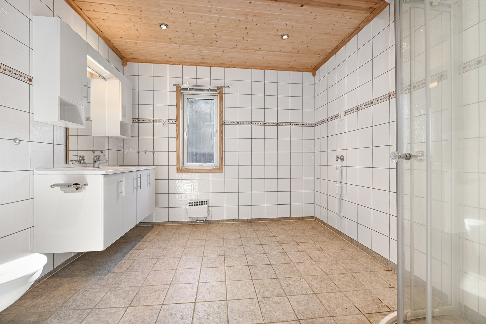 Her er det elektrisk gulvvarme. Galleribilde