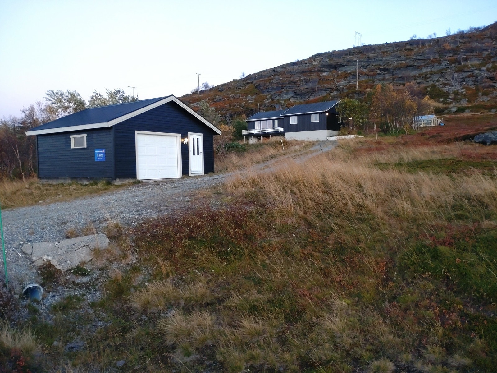 Garasje og enebolig Galleribilde