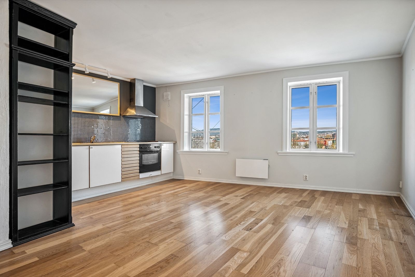 Stue og kjøkken - god plass- Galleribilde