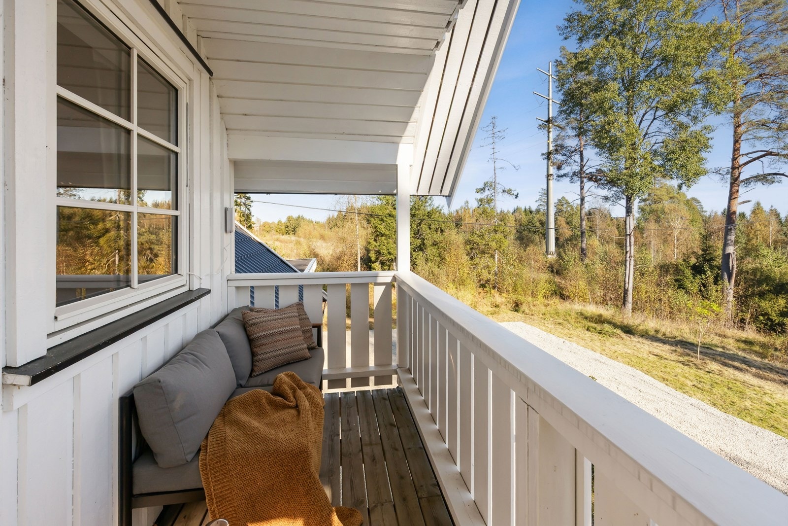 Balkong er et ekstra pluss - et hyggelig sted for morgenkaffen eller rolige kvelder. Galleribilde