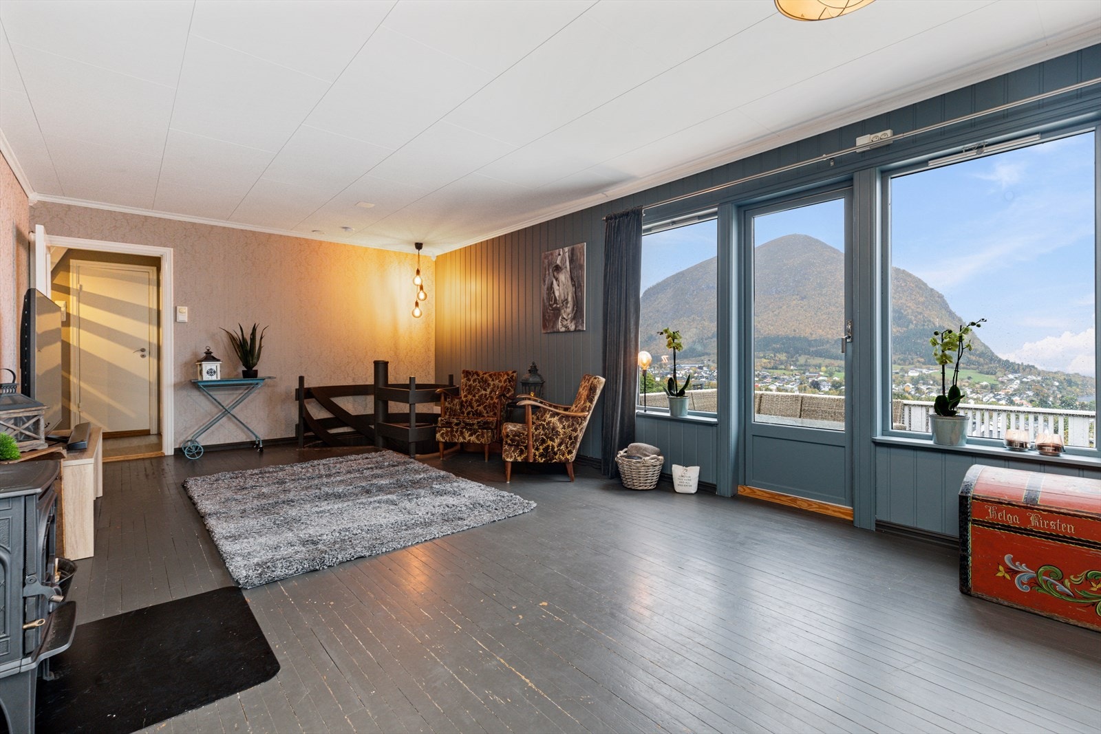 Velkommen til en koselig og innbydende enebolig! Galleribilde