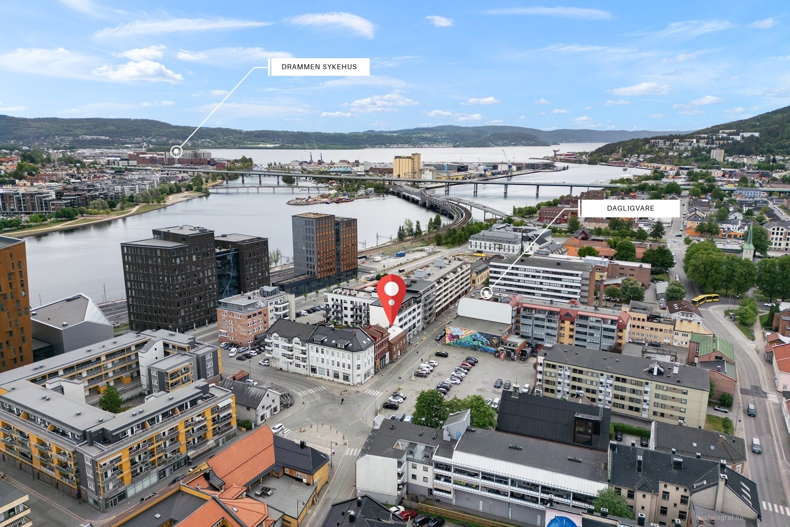 Det er også korte avstander til bl.a nytt sykehus. Dagligvare rett ved Galleribilde