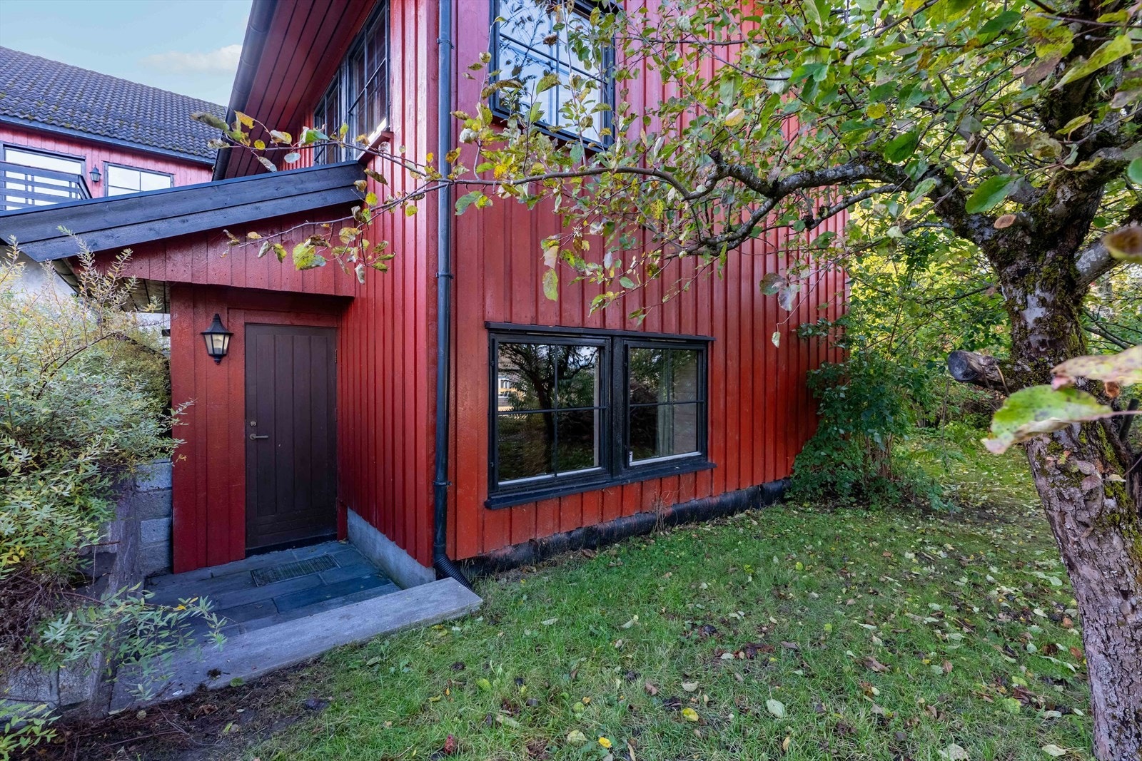 I denne delen er det soverom, stue og bad. Her er det også lagt opp til rør i veggen for enkel etablering av kjøkken. Galleribilde