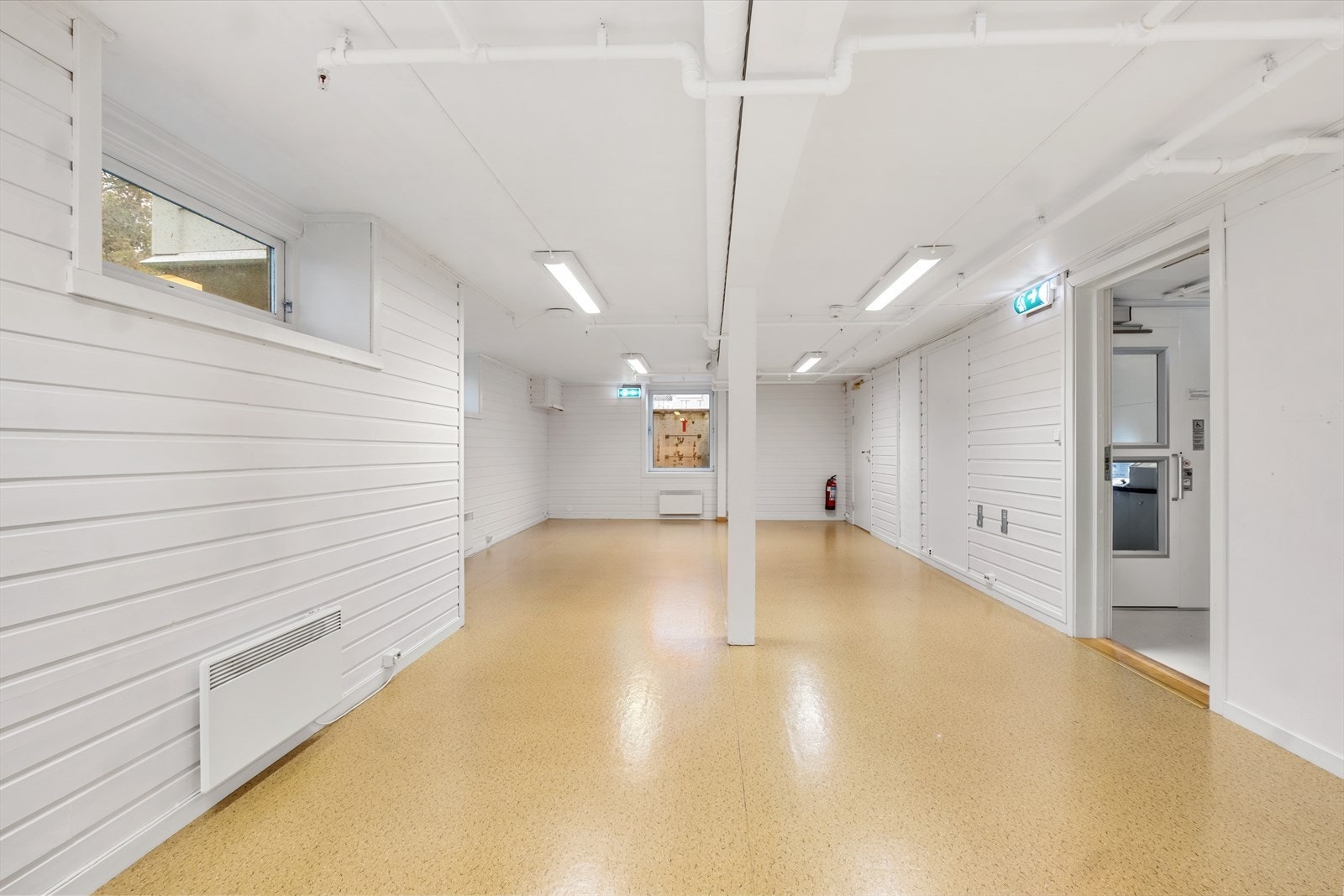 Stort hobbyrom i kjeller Galleribilde