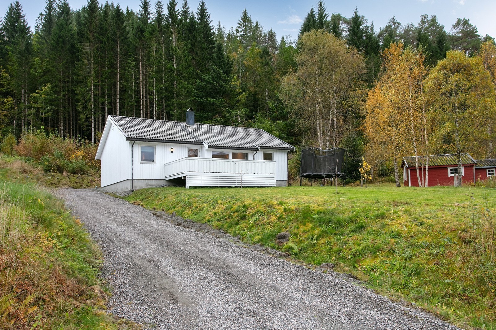 Møremegling ved Nils Arne Riise, Eiendomsmegler MNEF har gleden av å presentere Haukåsbakken 28 Galleribilde