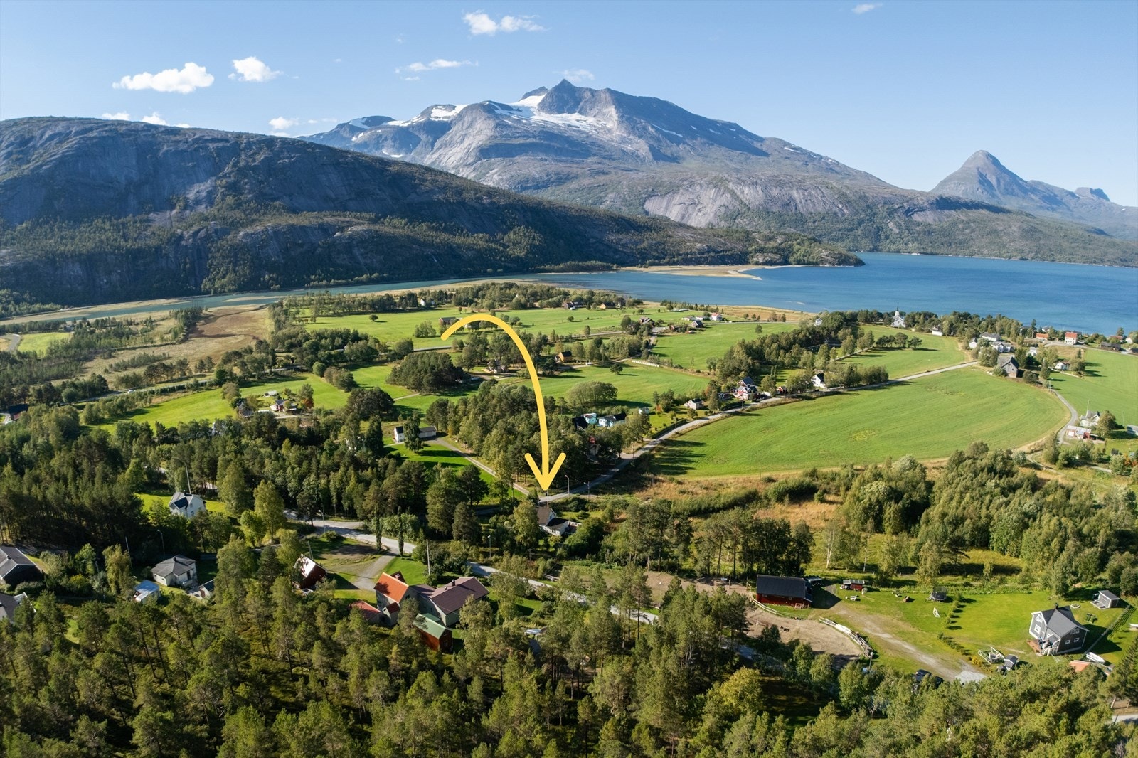 Velkommen på visning til Tjeldbakkveien 33! Galleribilde