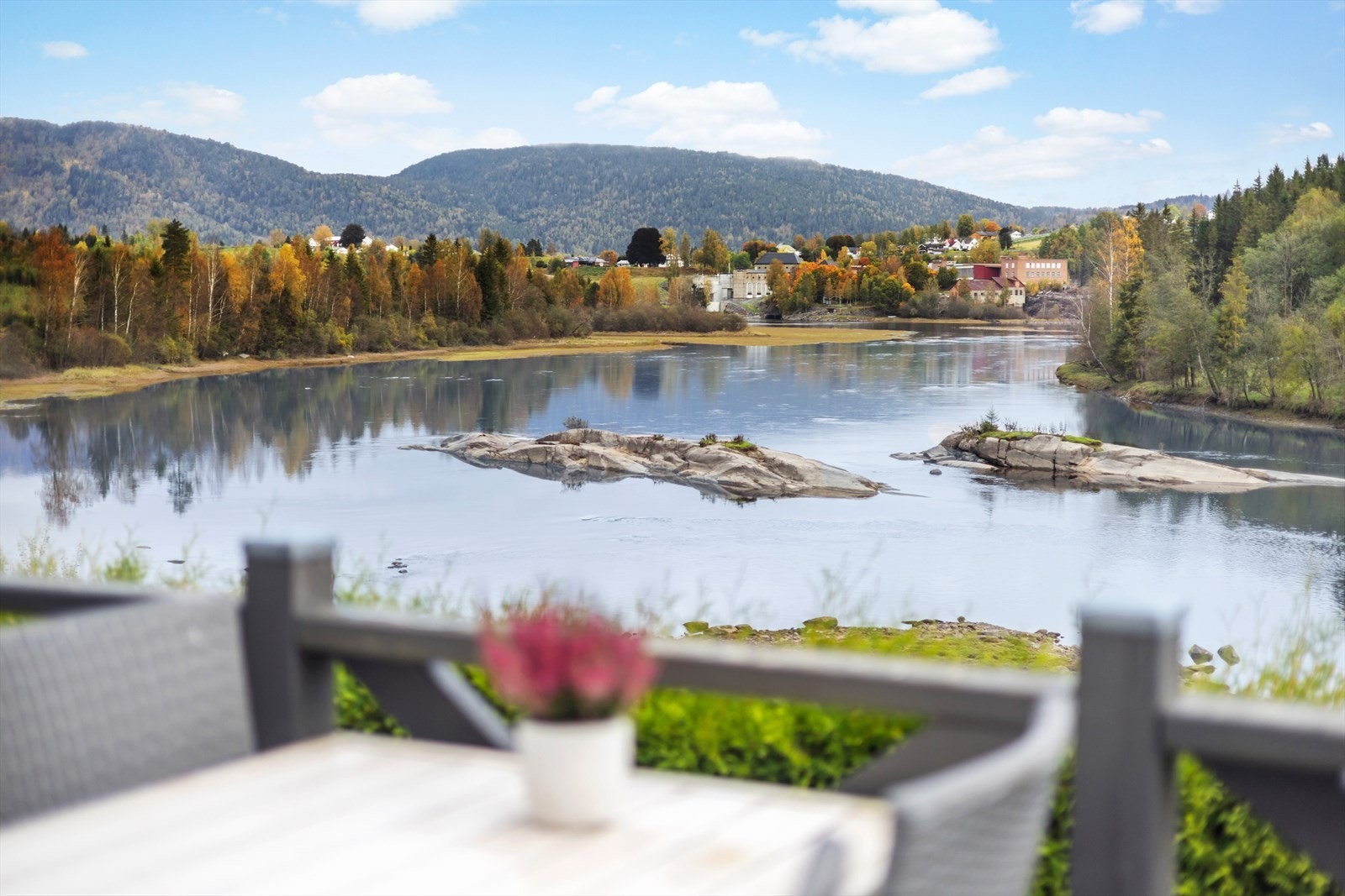 Hva med en padletur på elva? Galleribilde