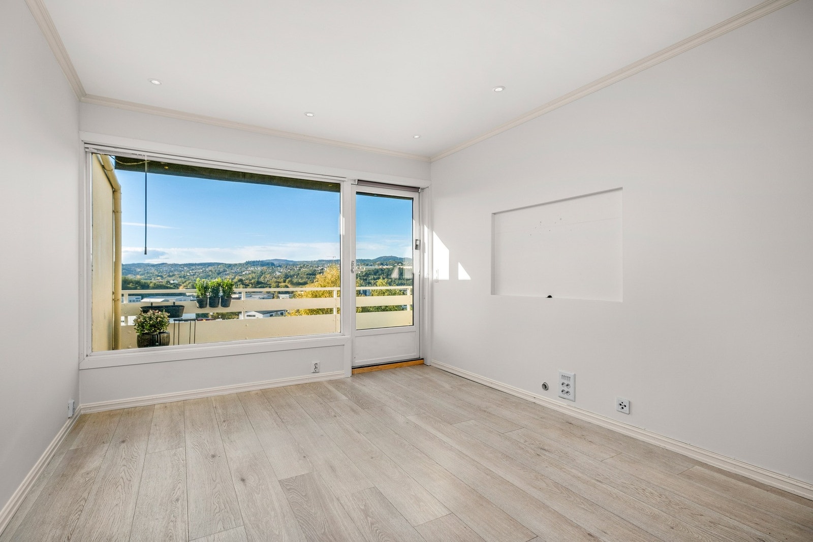 Stuen måler 39.5 kvm. Galleribilde