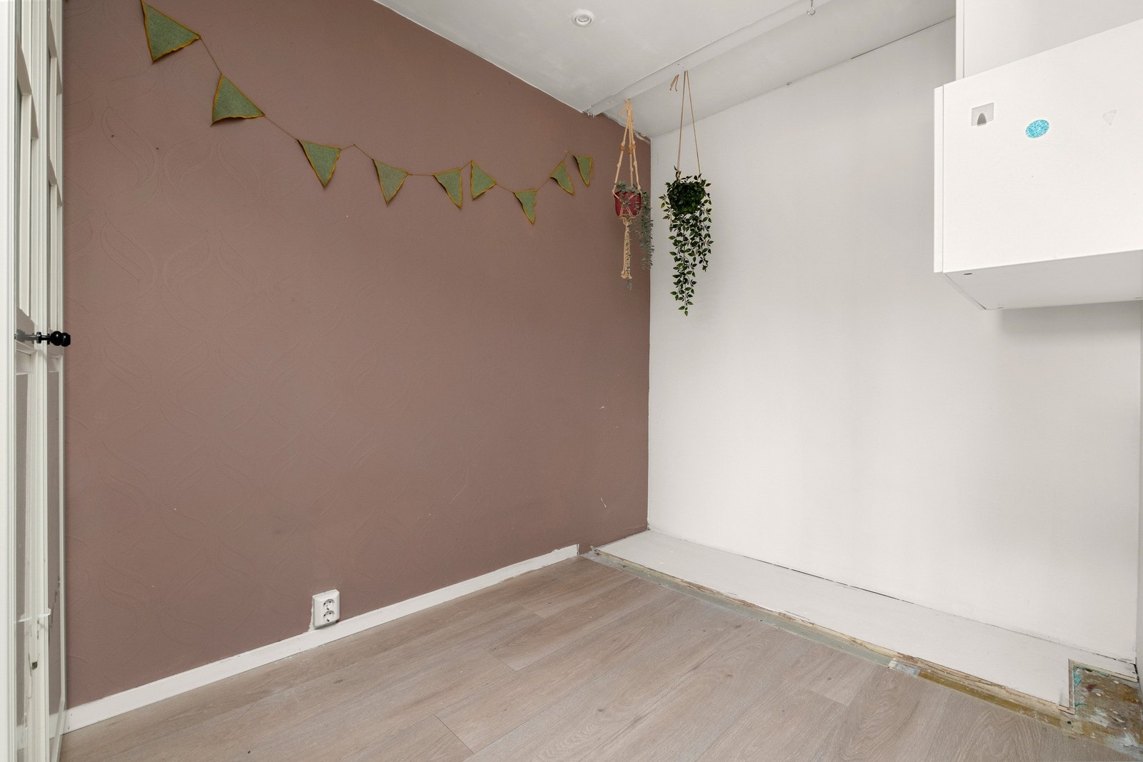 Stor innvendig bod på 5,5 kvm. Galleribilde