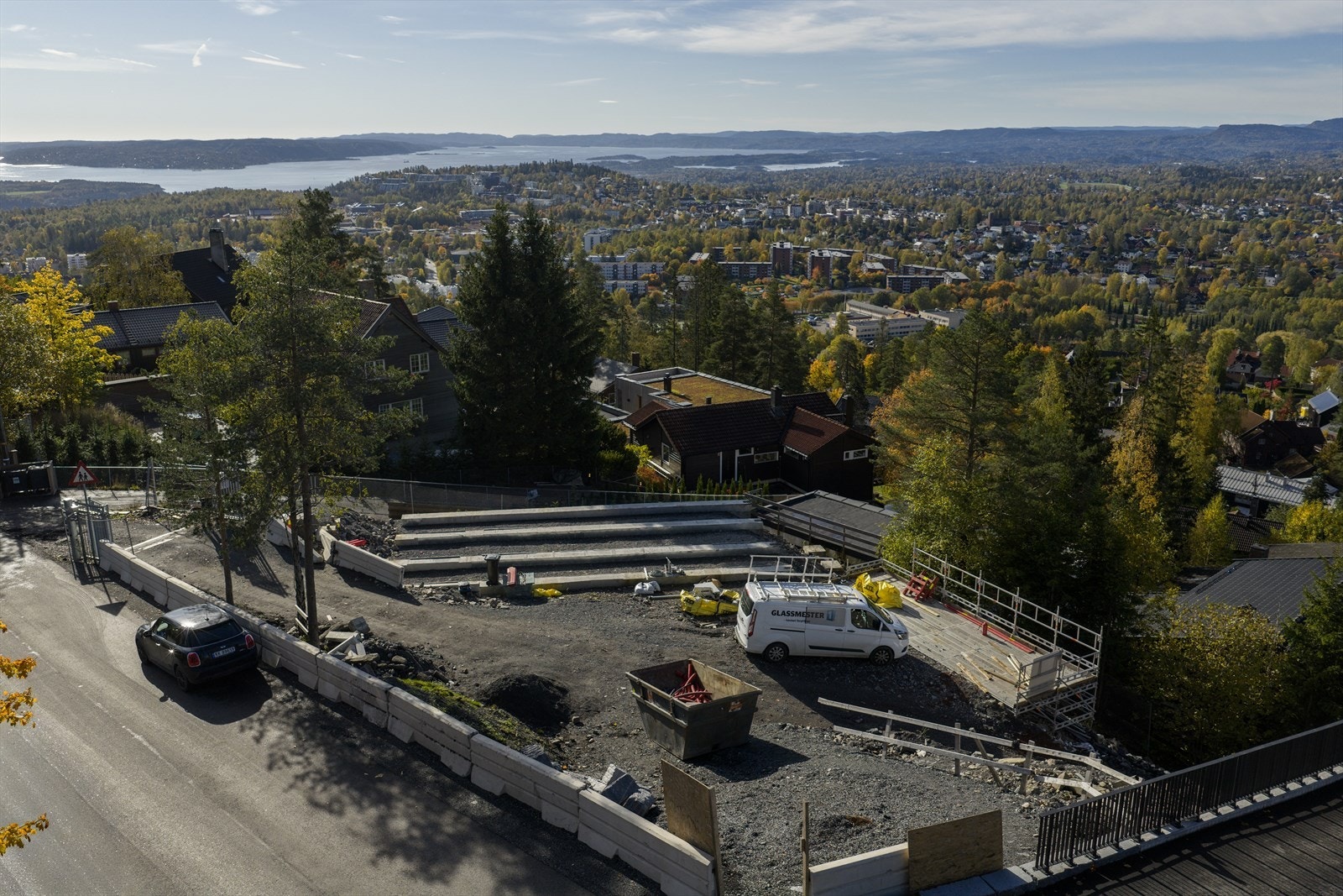 Her bor du med naturen som nærmeste nabo, samtidig som byens fasiliteter er innen rekkevidde Galleribilde