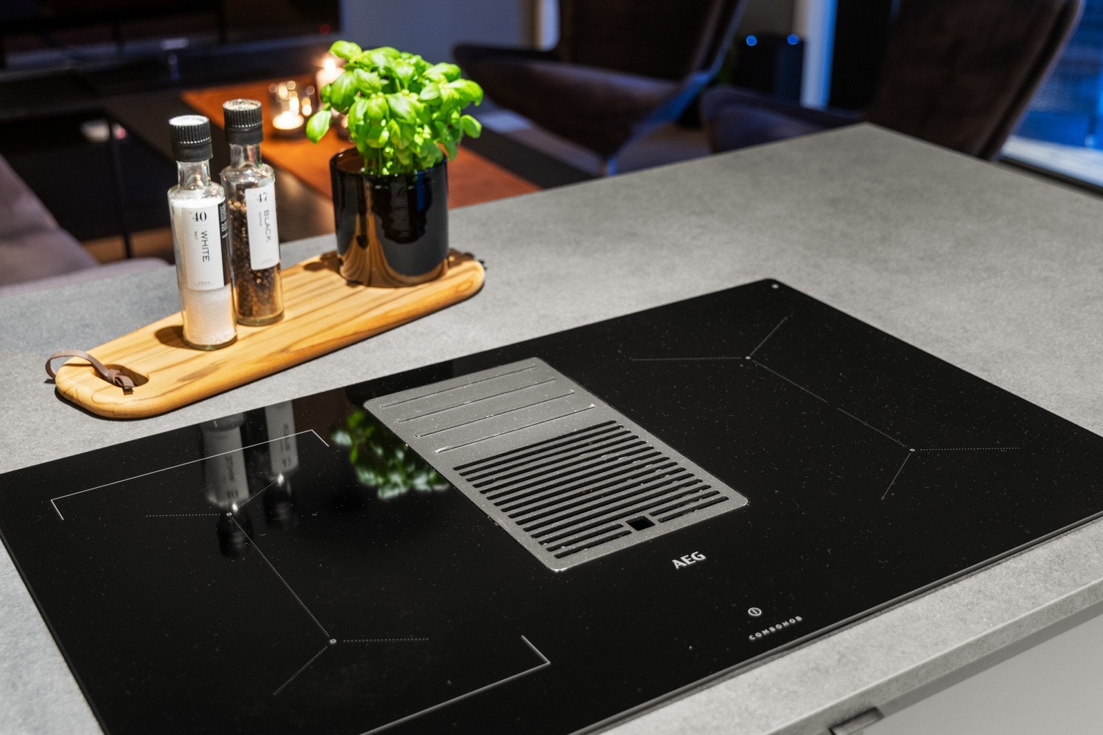 Integrert platetopp med innfelt vifte. Galleribilde