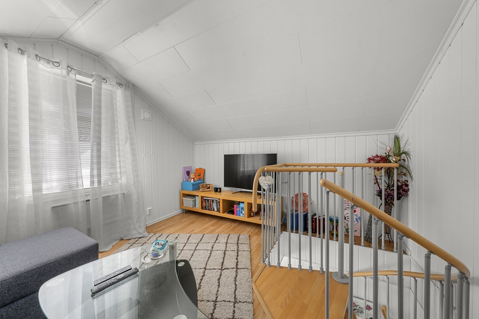 Loftstue Galleribilde