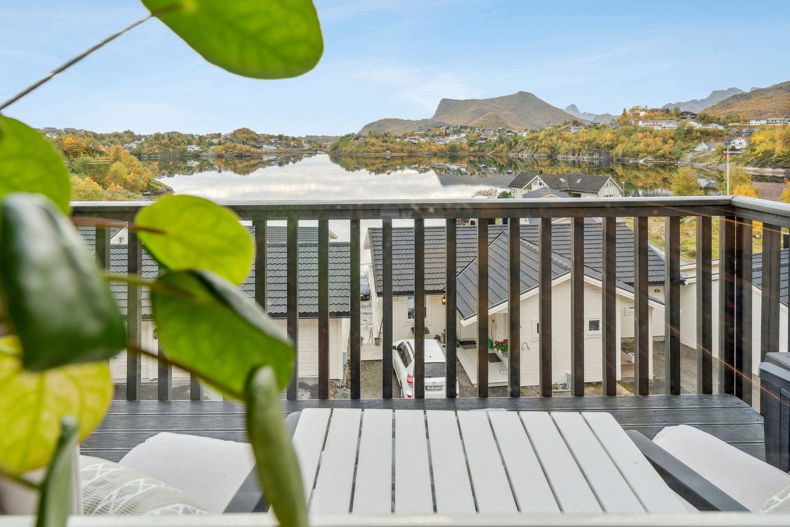 Utsikt fra kjøkkenbordet Galleribilde