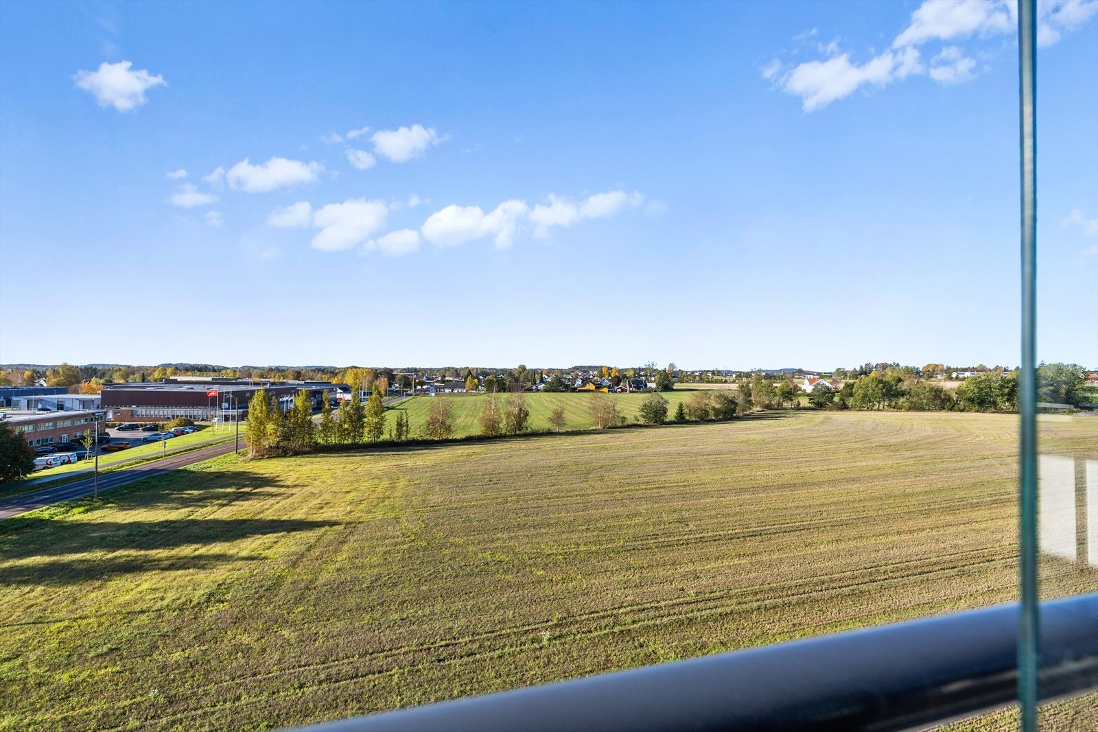 Her får du ditt eget private pusterom - et lunt og skjermet uterom med herlige solforhold og nydelig utsikt. Galleribilde