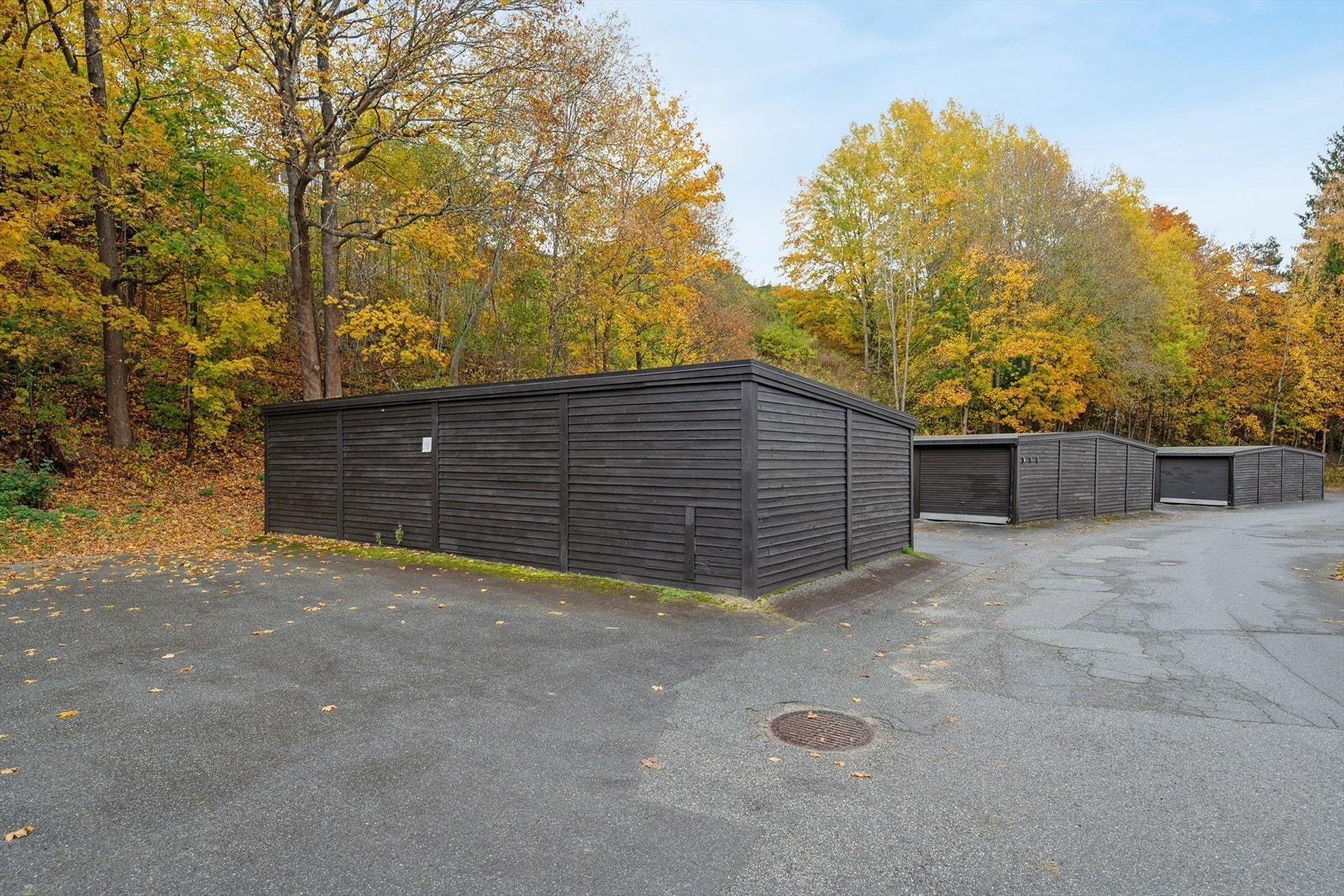 Garasjene blir tildelt internt i borettslaget etter boansiennitet. Galleribilde