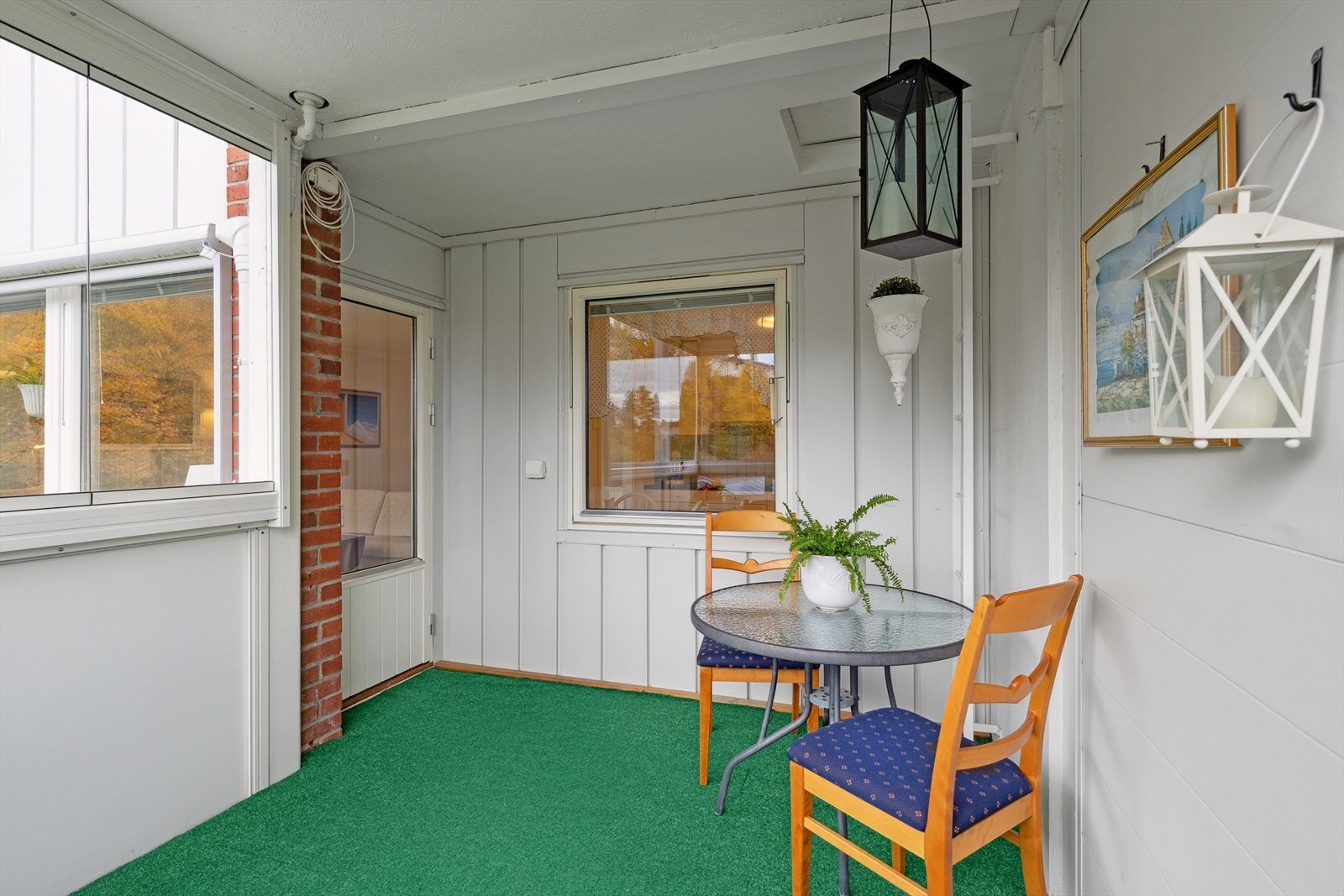 Inn glasset balkong til stor glede på gode og varme sommerdager. Galleribilde