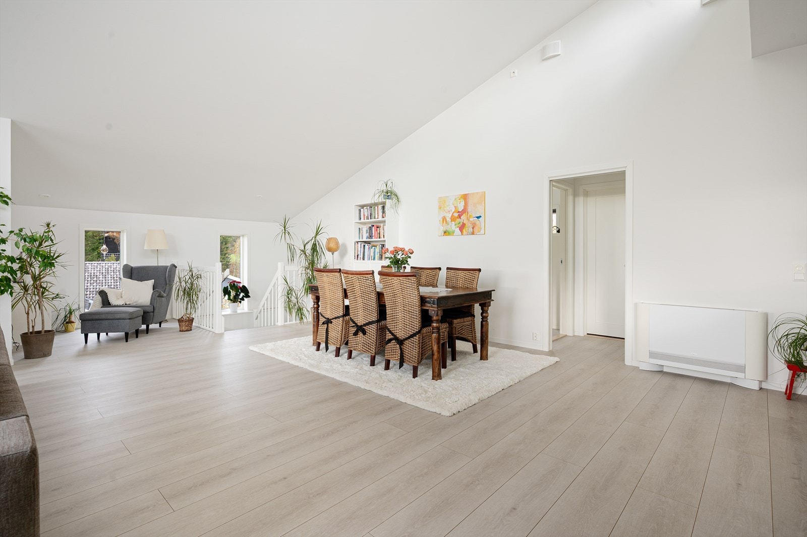 Boligen er praktisk med moderne og gode løsninger, som blant annet balansert ventilasjon Galleribilde