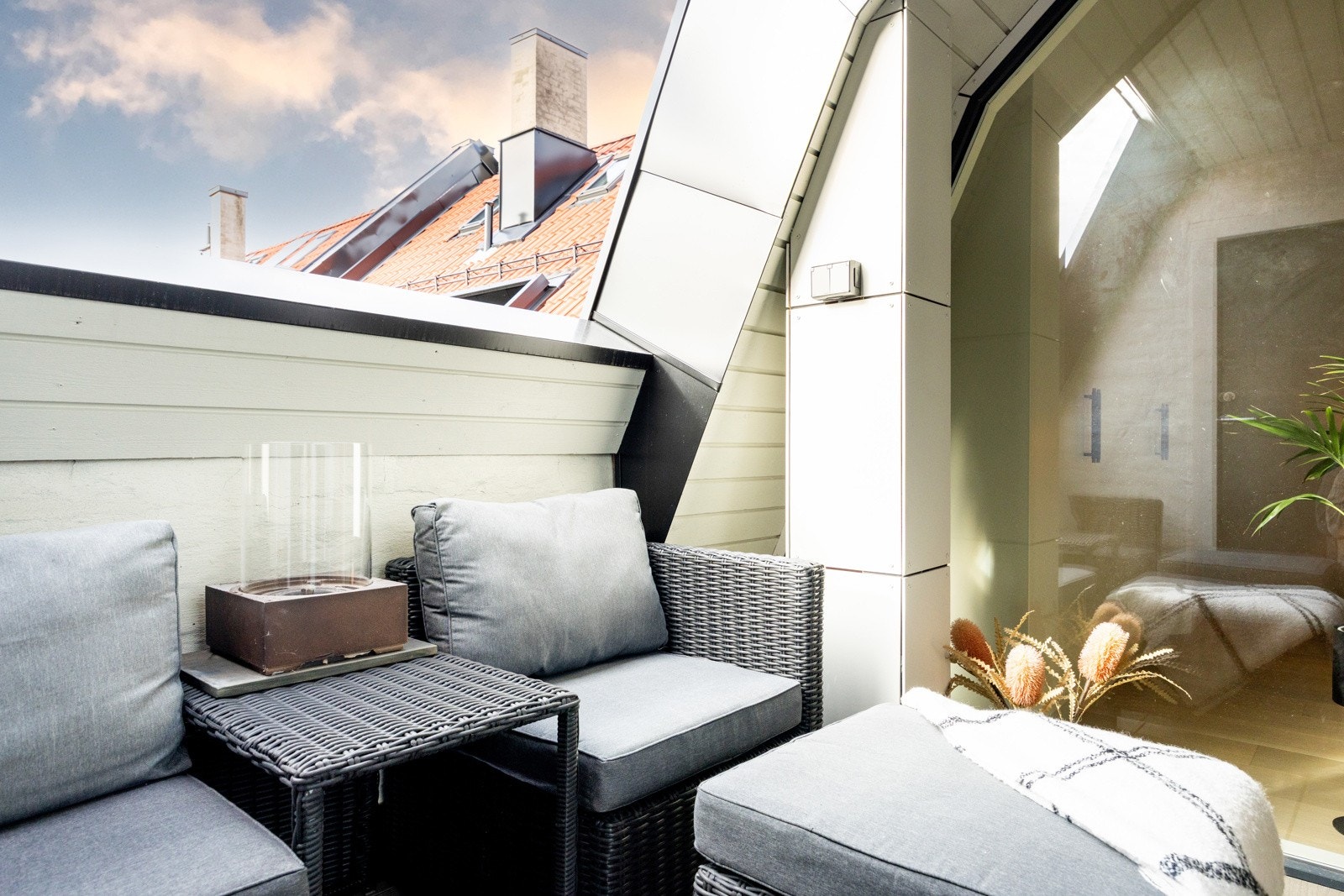 Herlig terrasse med sol fra formiddag til kveld. Galleribilde